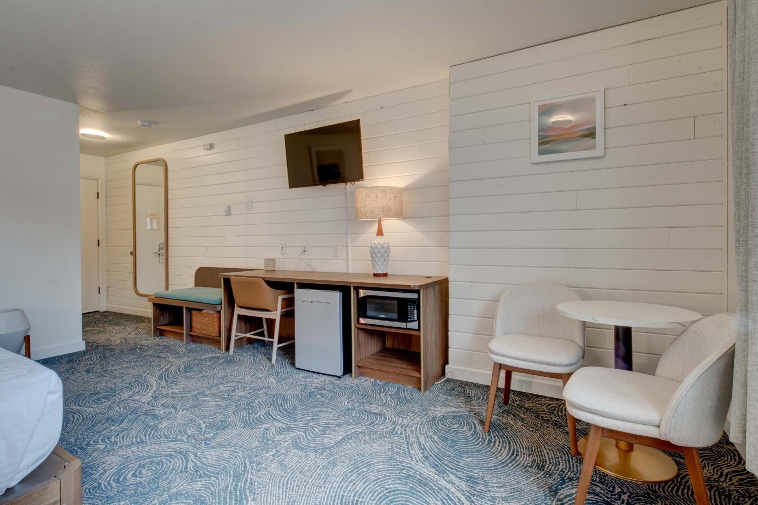 King Room with Hillside View