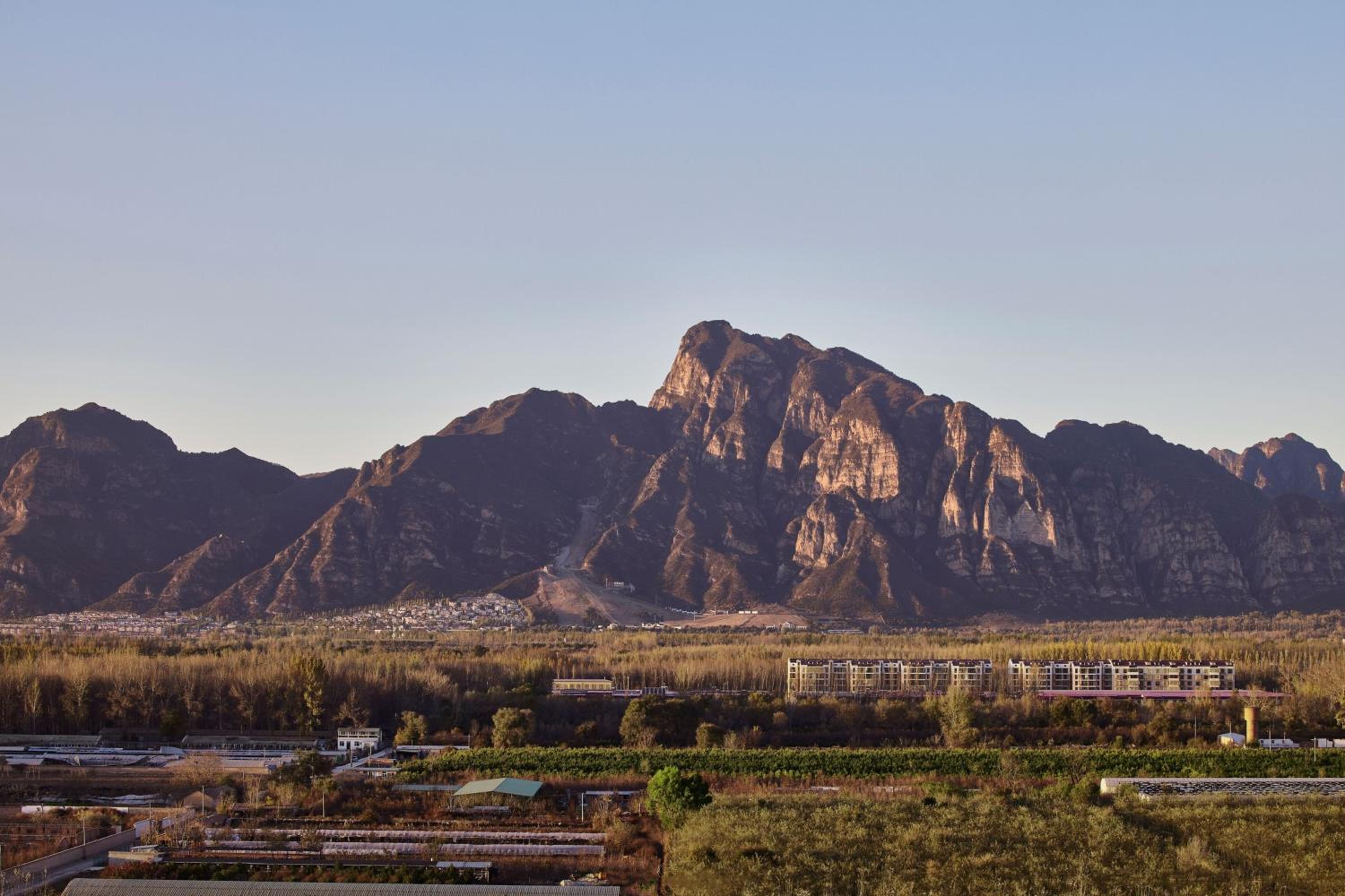 Premier Mountain View Twin Room 