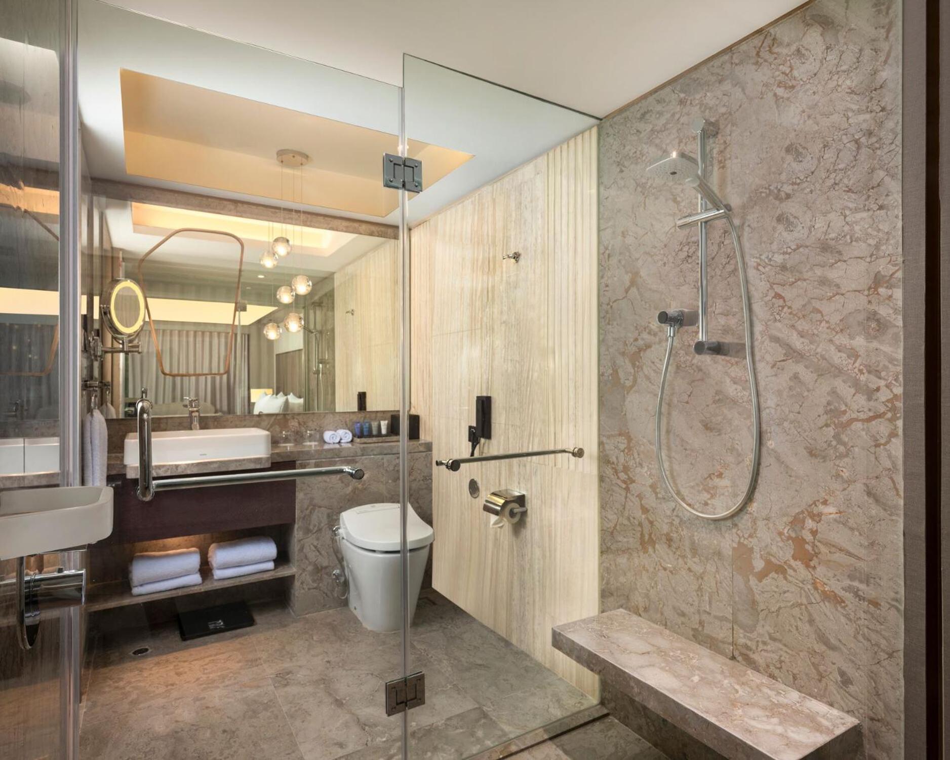 Grande Deluxe Single Room with City View