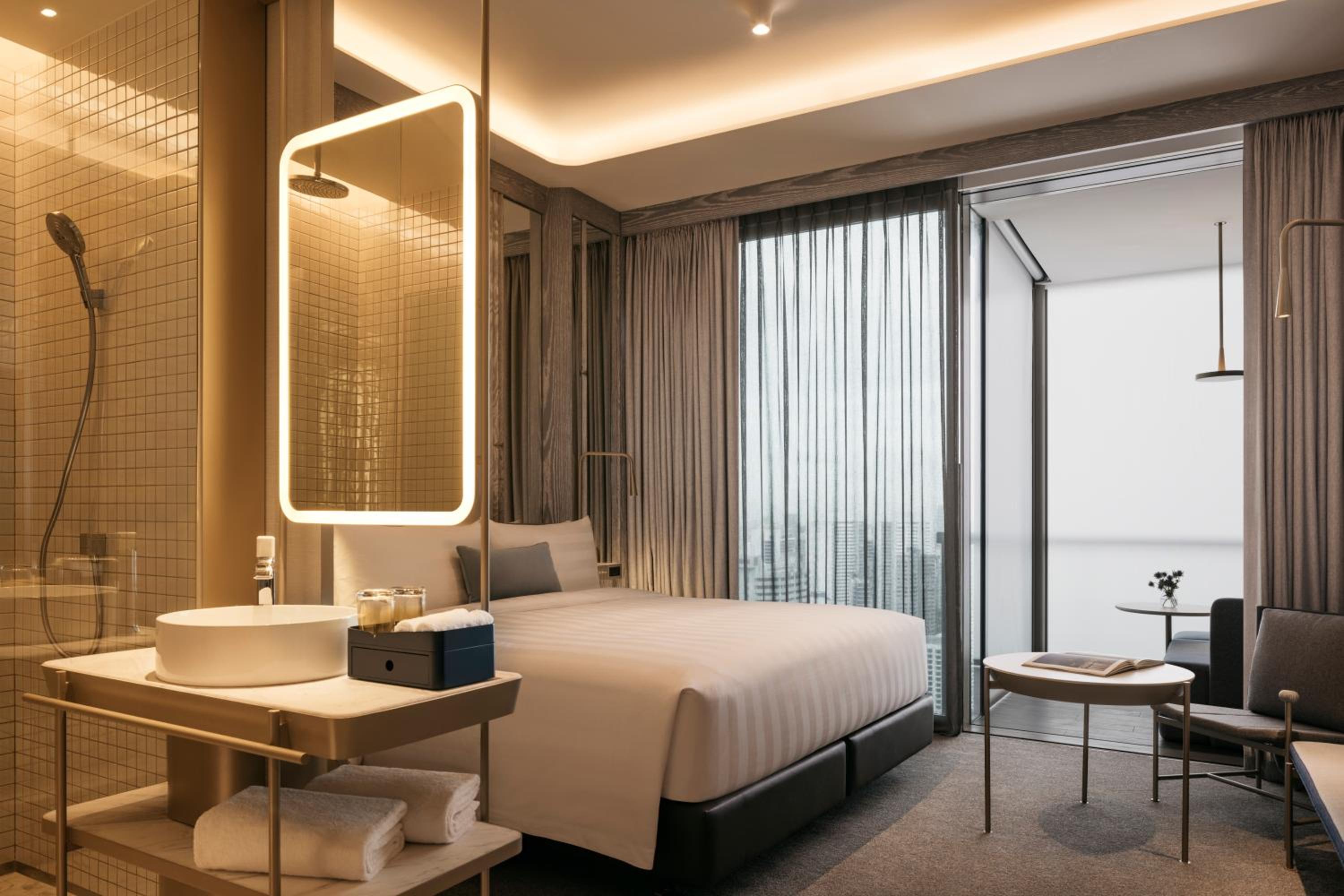 Pacific Club Balcony King