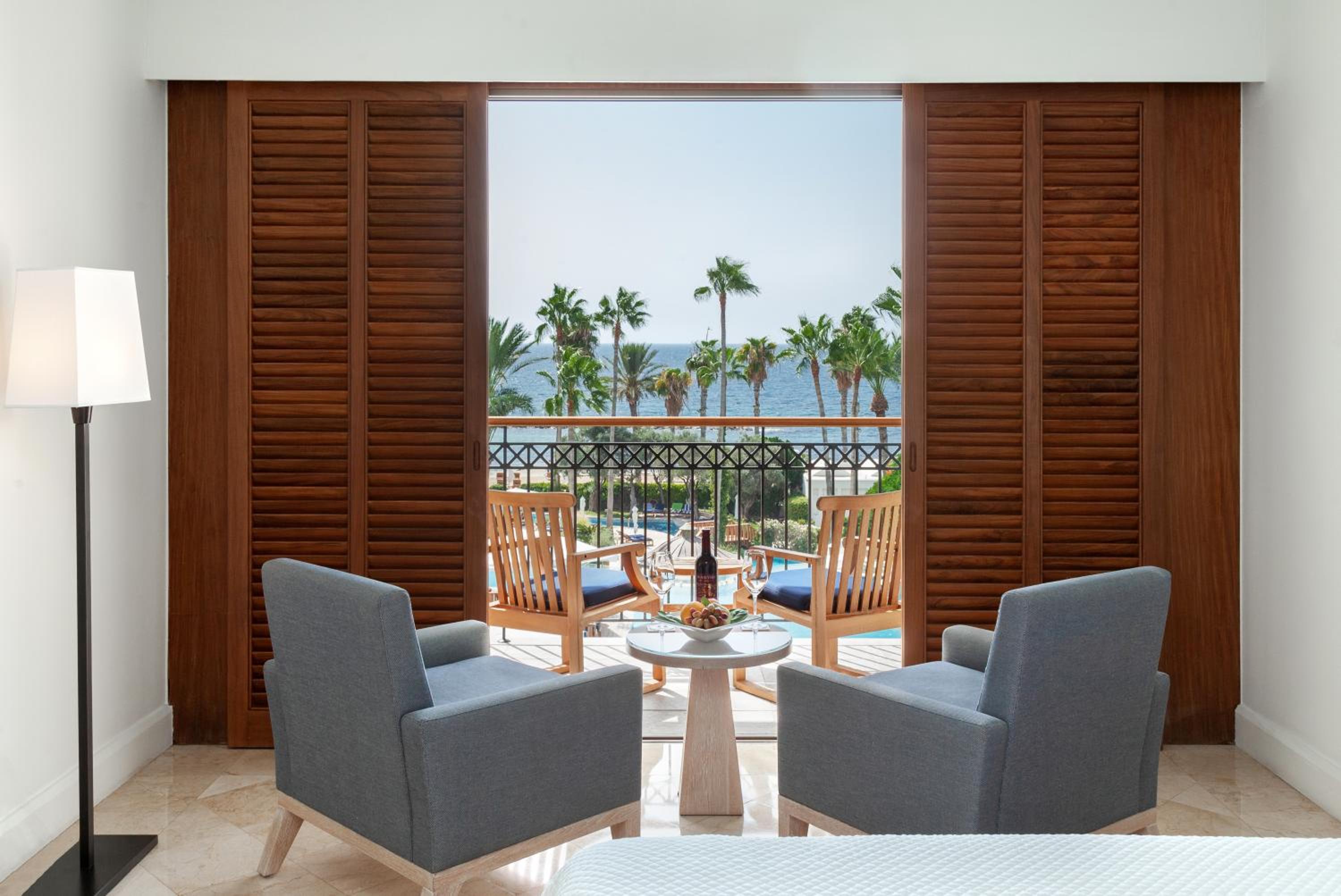 Connecting Sea View Rooms