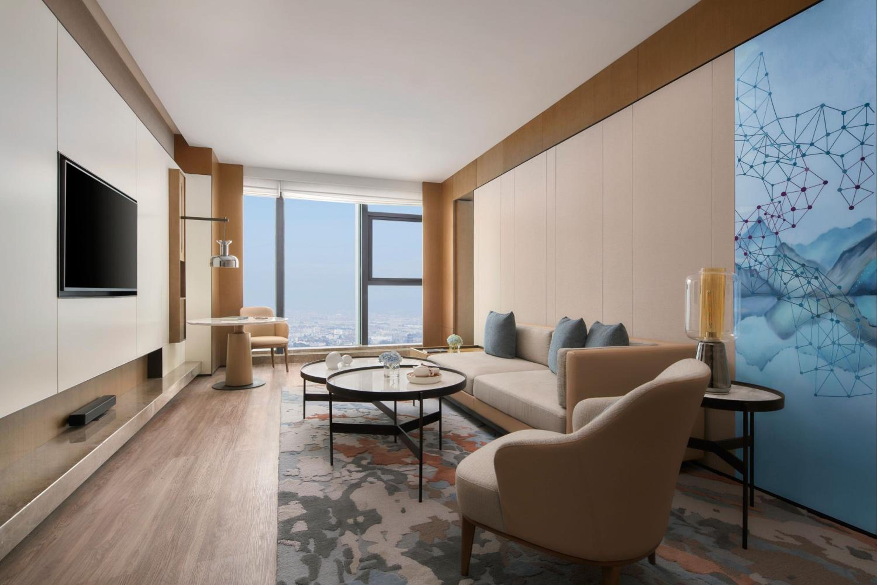 Executive King Suite - Club Lounge Access