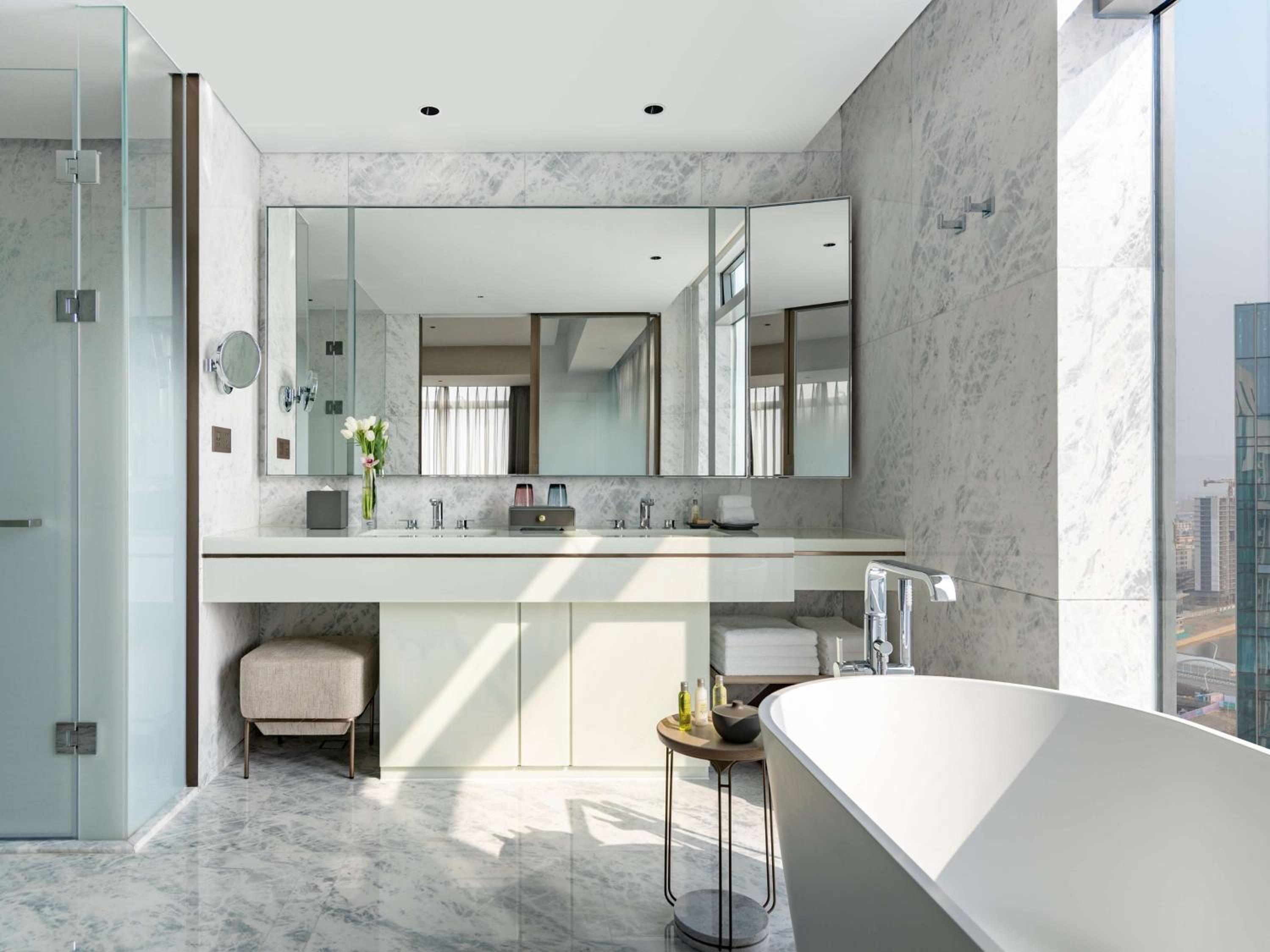 Executive King Suite