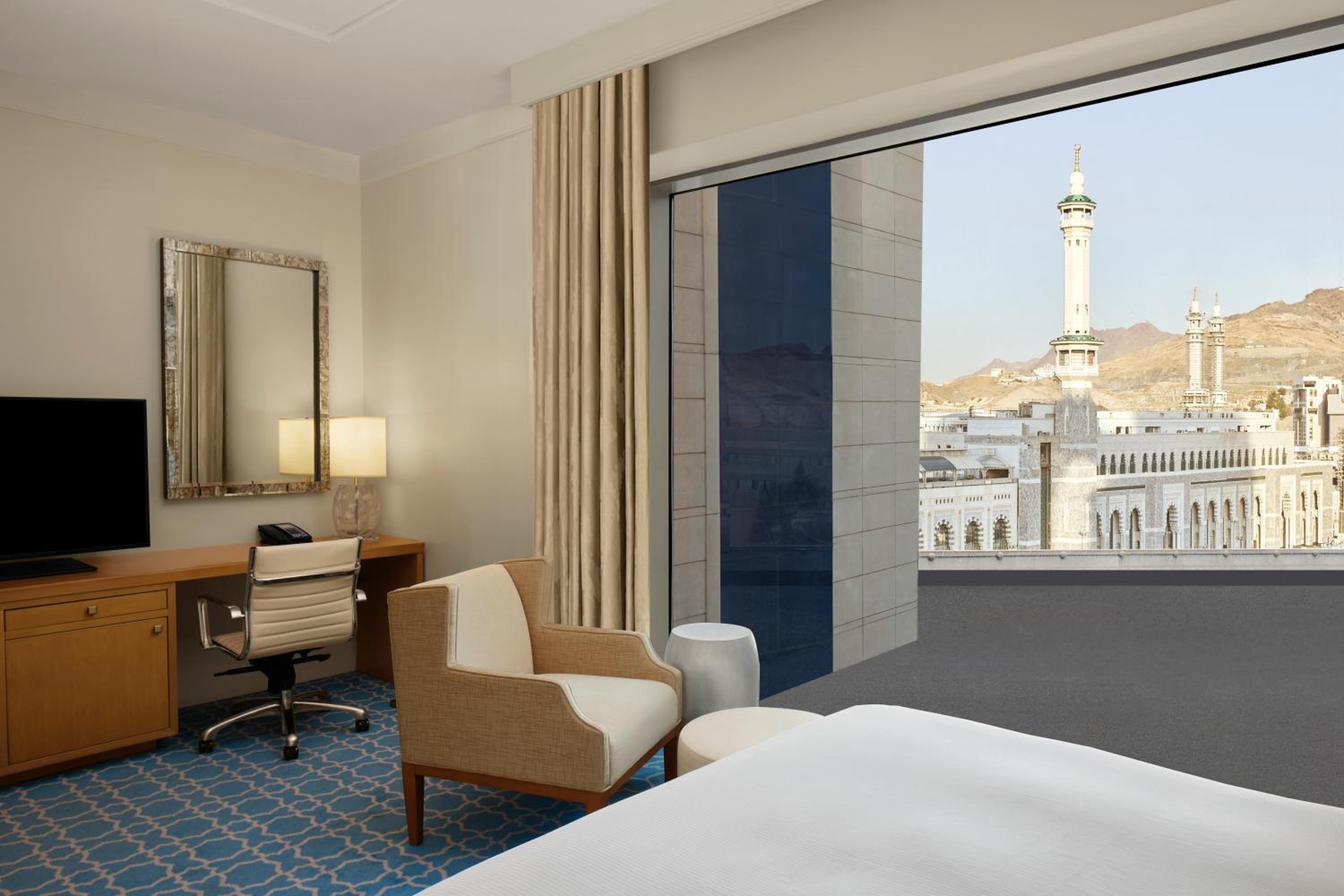 Executive King Suite with Haram View