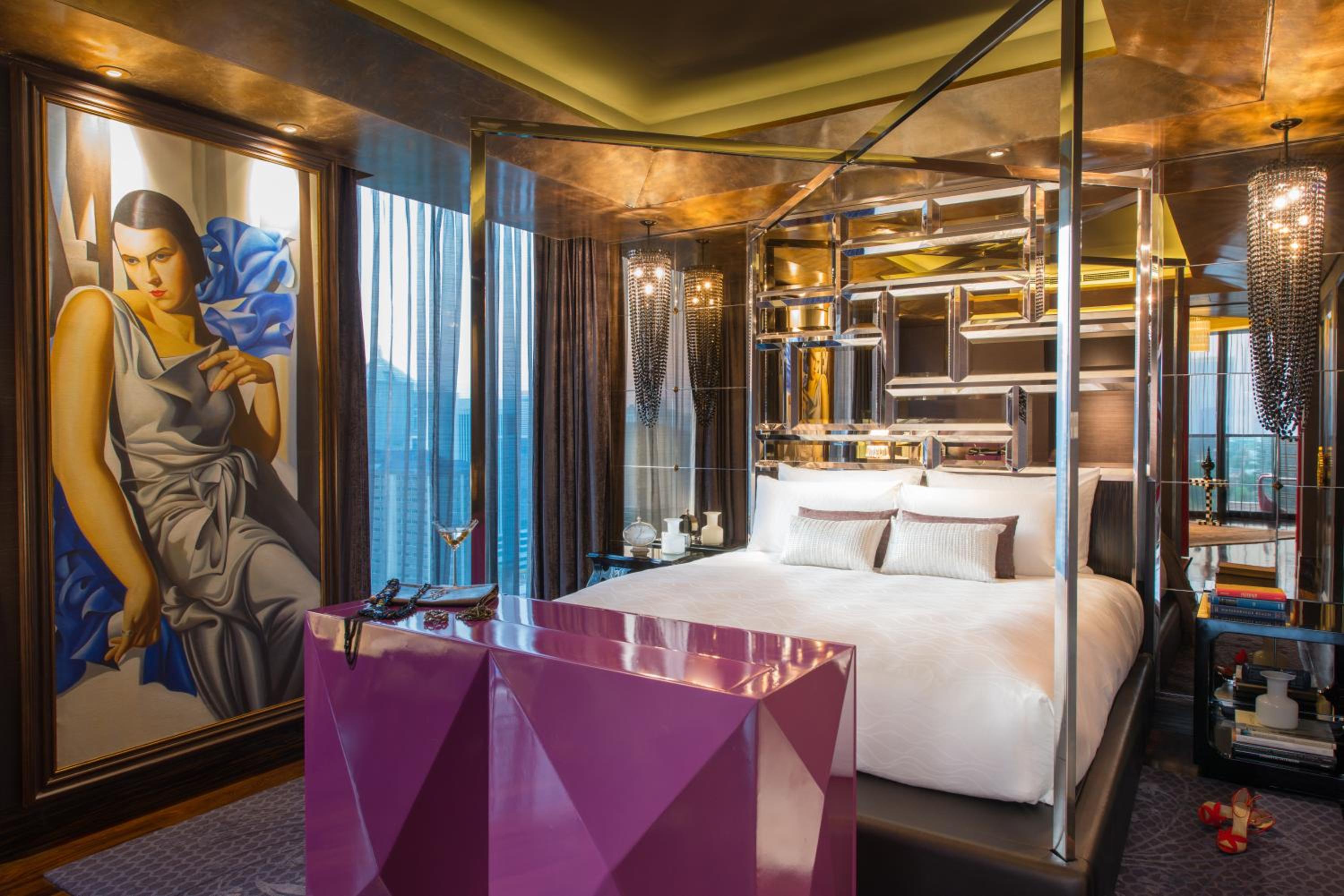 One-Bedroom King Suite with Garden View