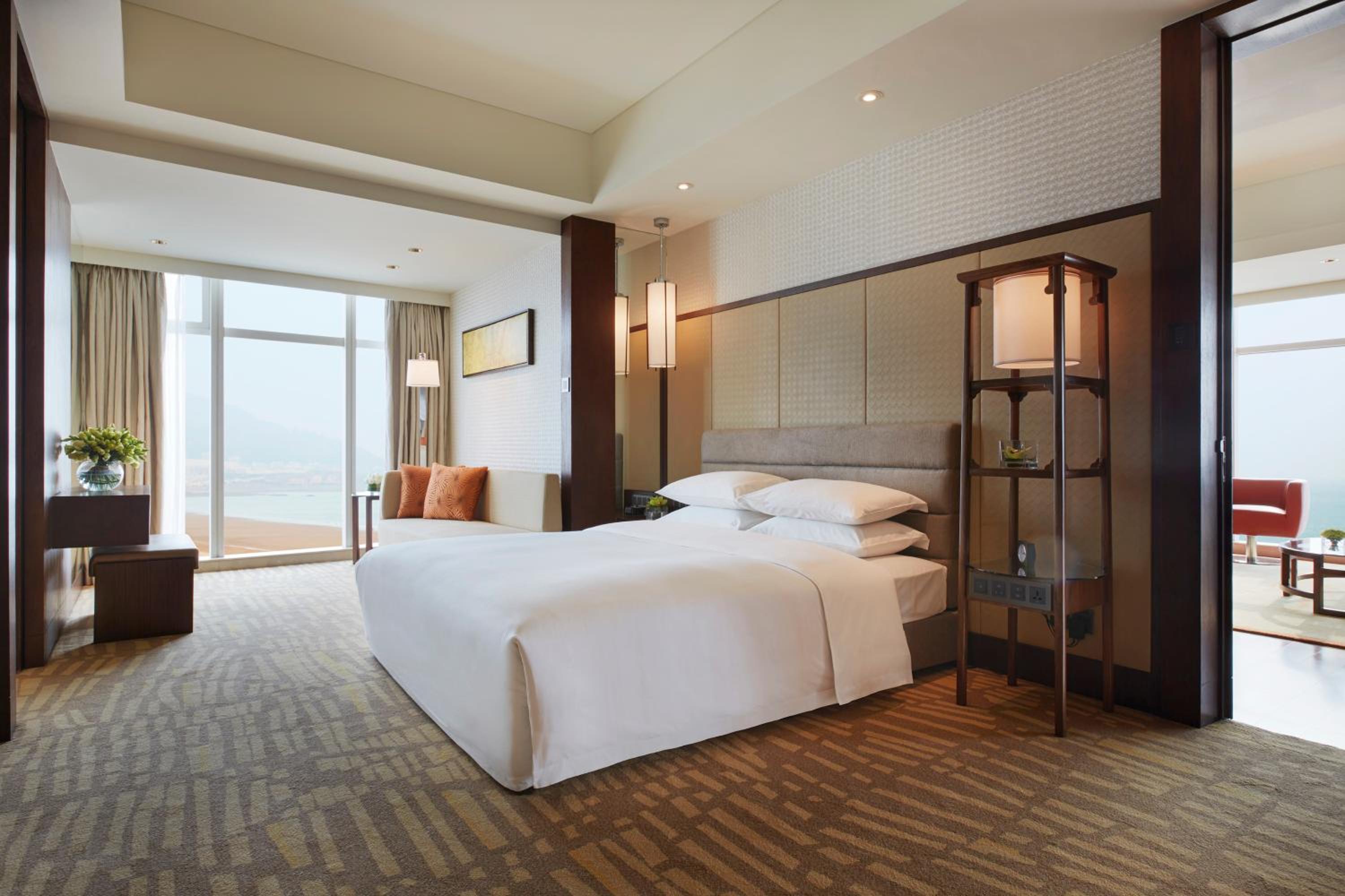Executive King Suite with Ocean View