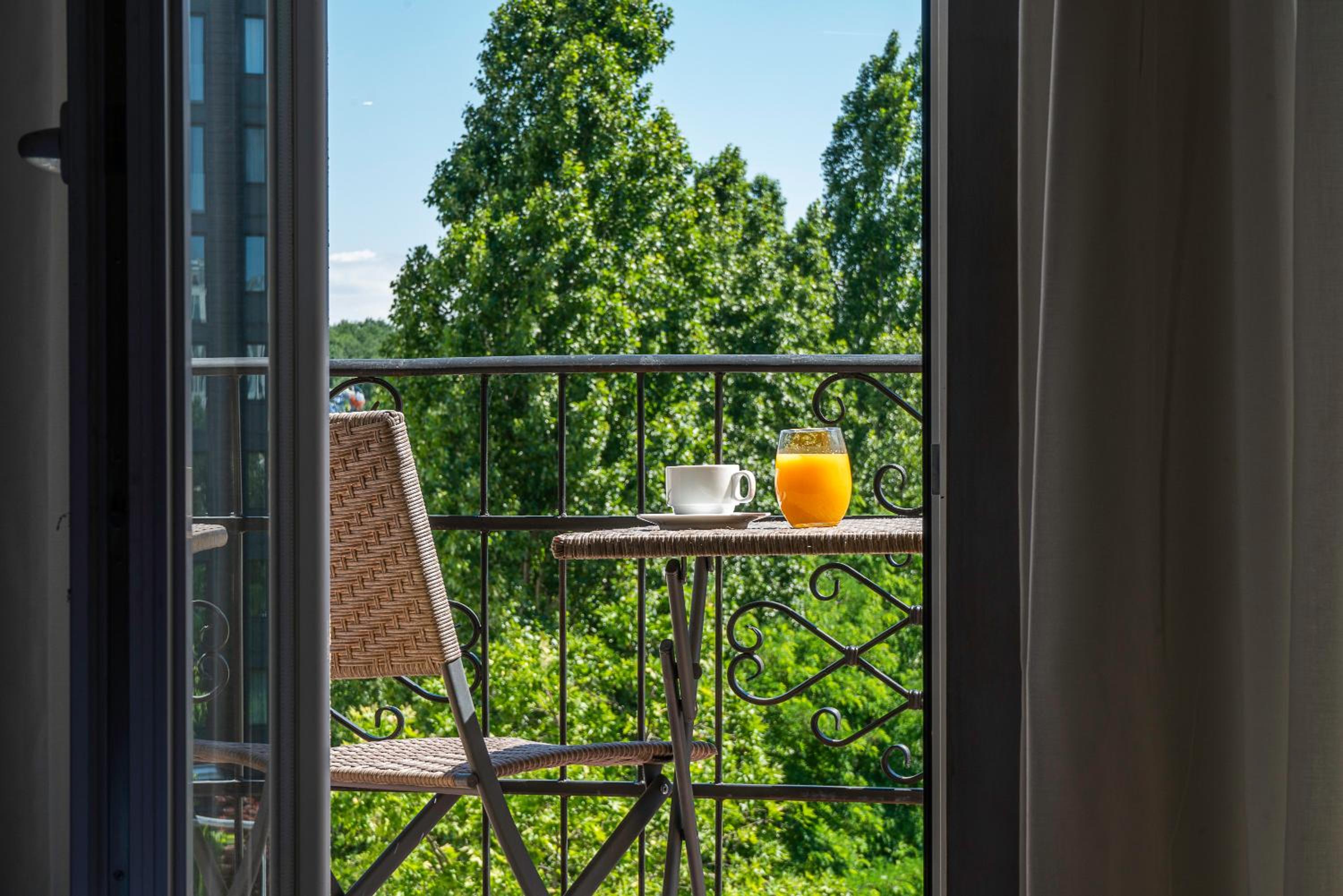 Deluxe King Room with Balcony