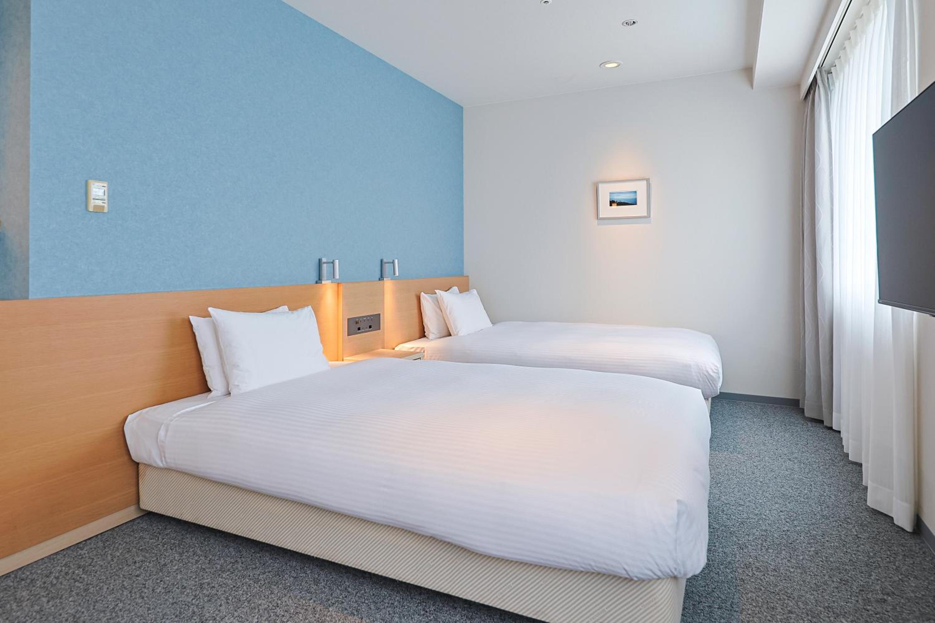 Deluxe Twin Room (2 Adults) - Non-Smoking