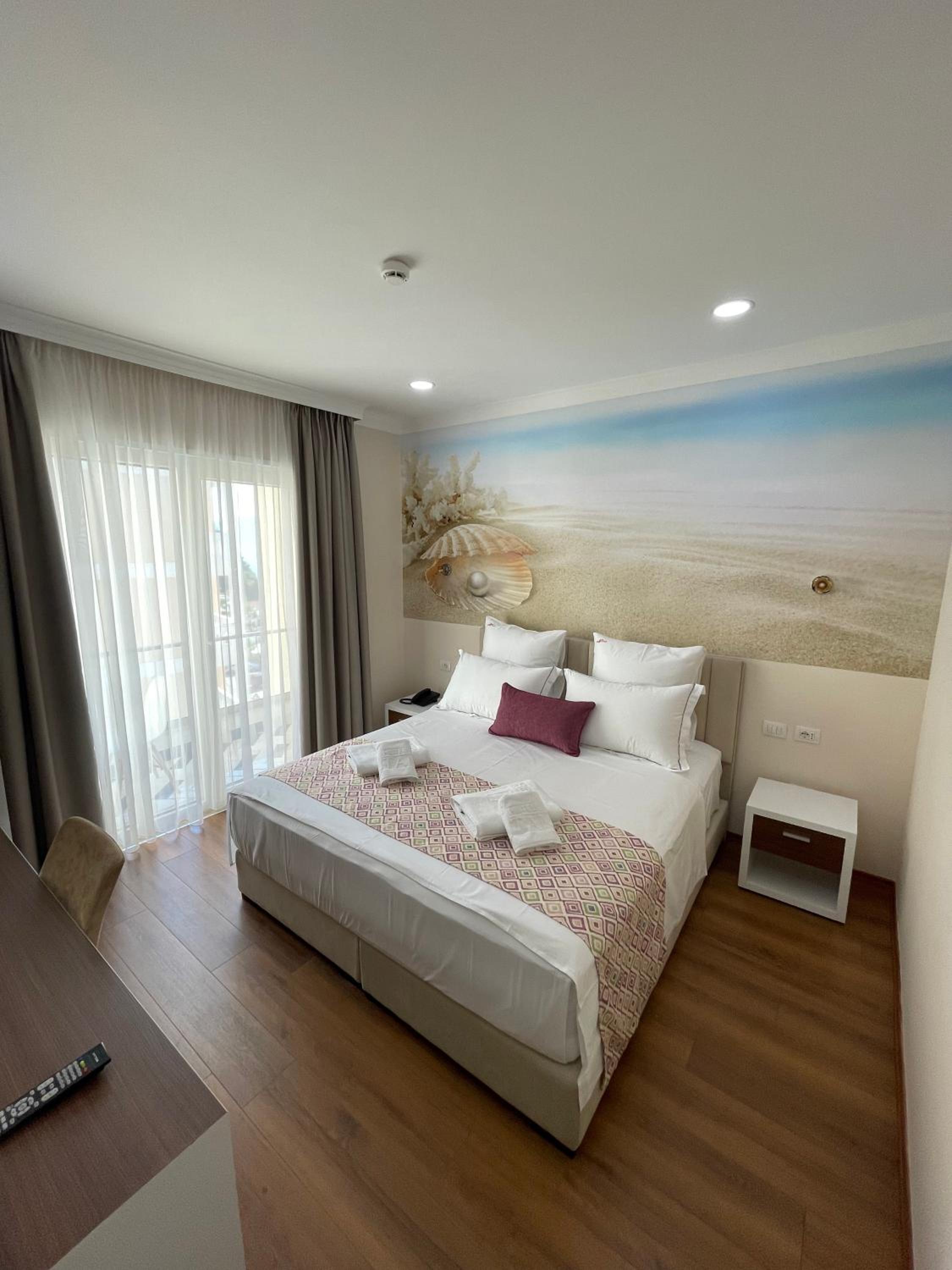 Double Or Twin Room With Sea View
