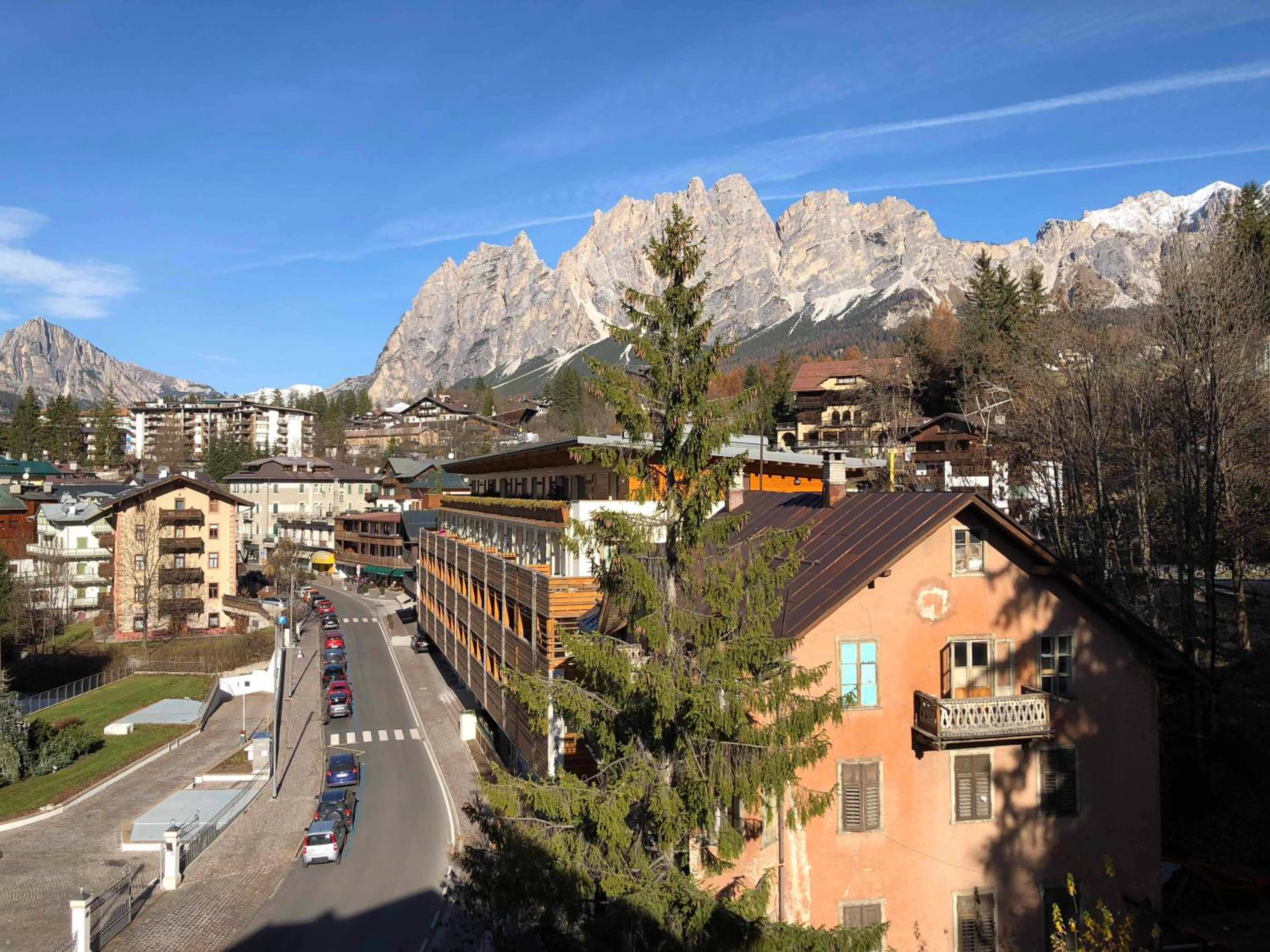 Junior Suite with Balcony and Panoramic View