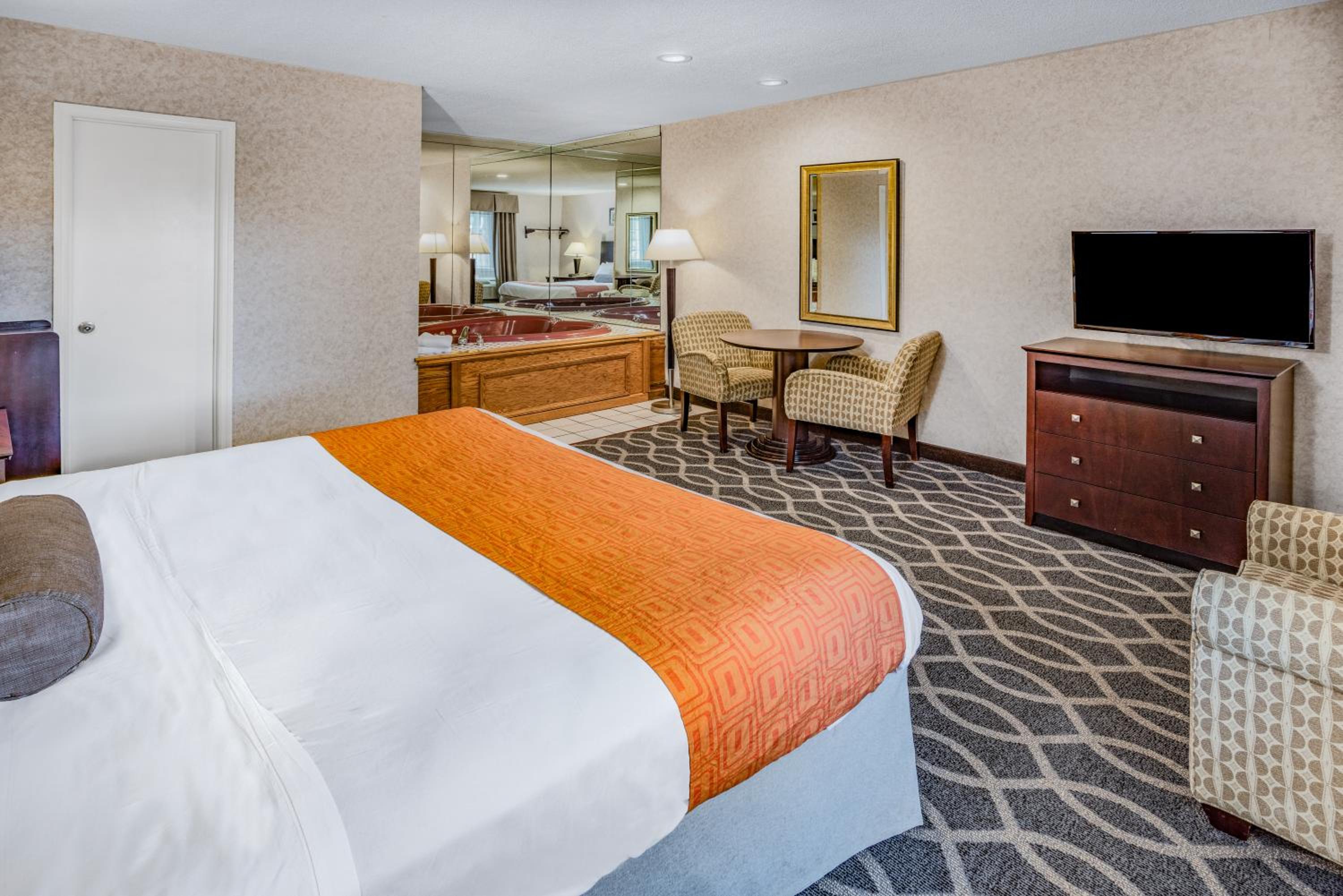 Deluxe King Suite - Smoking