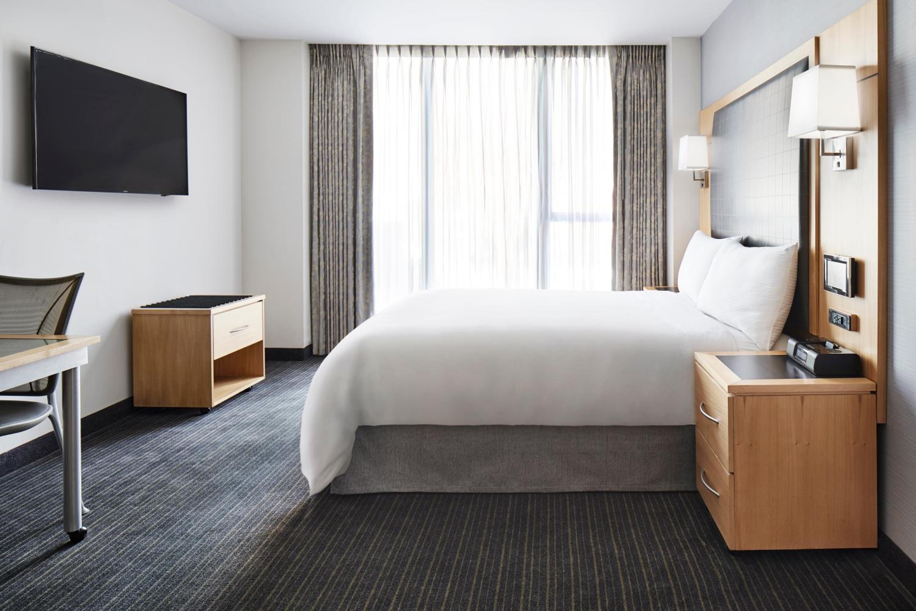 Family Room with Two Queen Beds