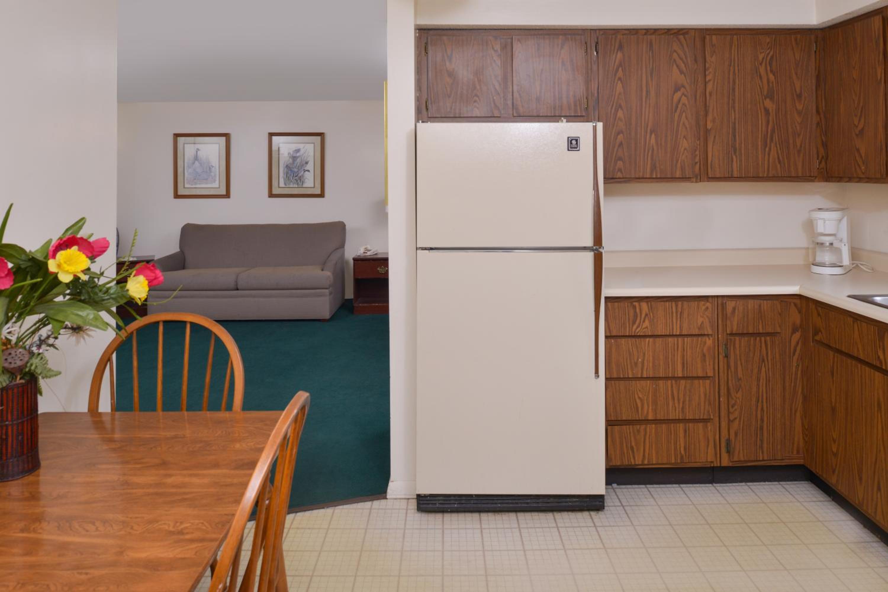 One Bedroom Suite - Non-Smoking