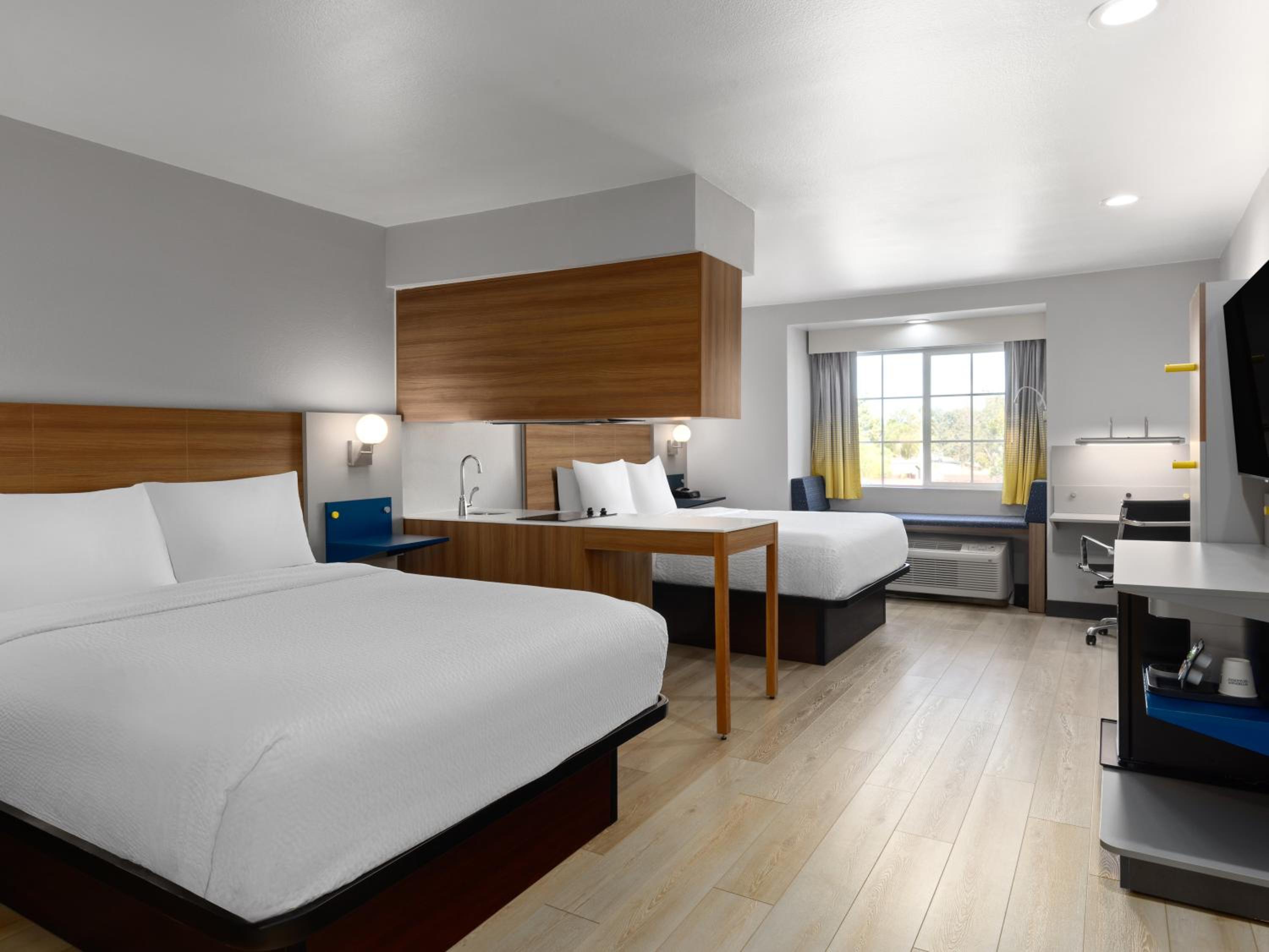 Efficiency Studio Suite with Two Queen Beds - Non-Smoking