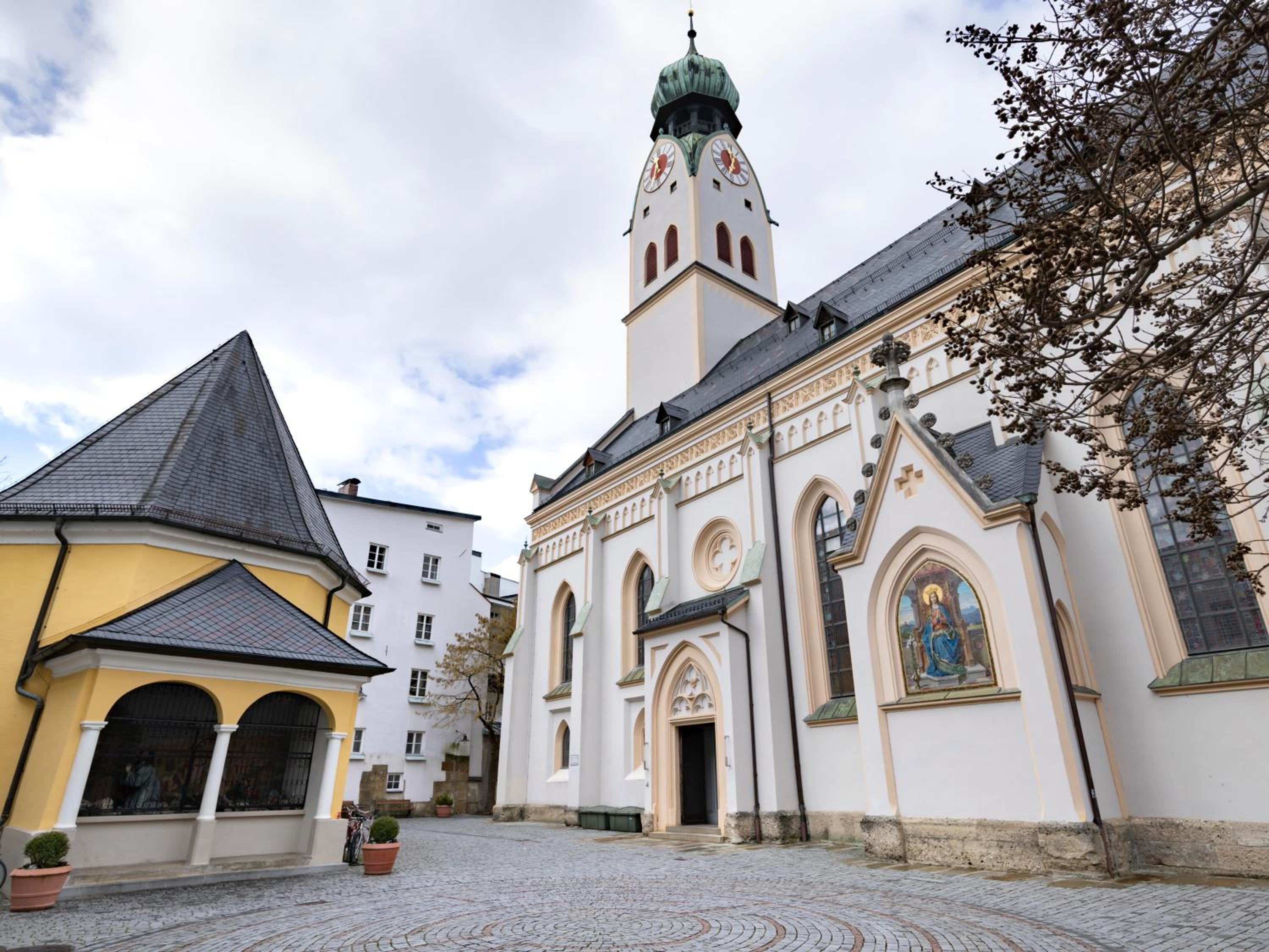 Suite XL with Sofa Bed