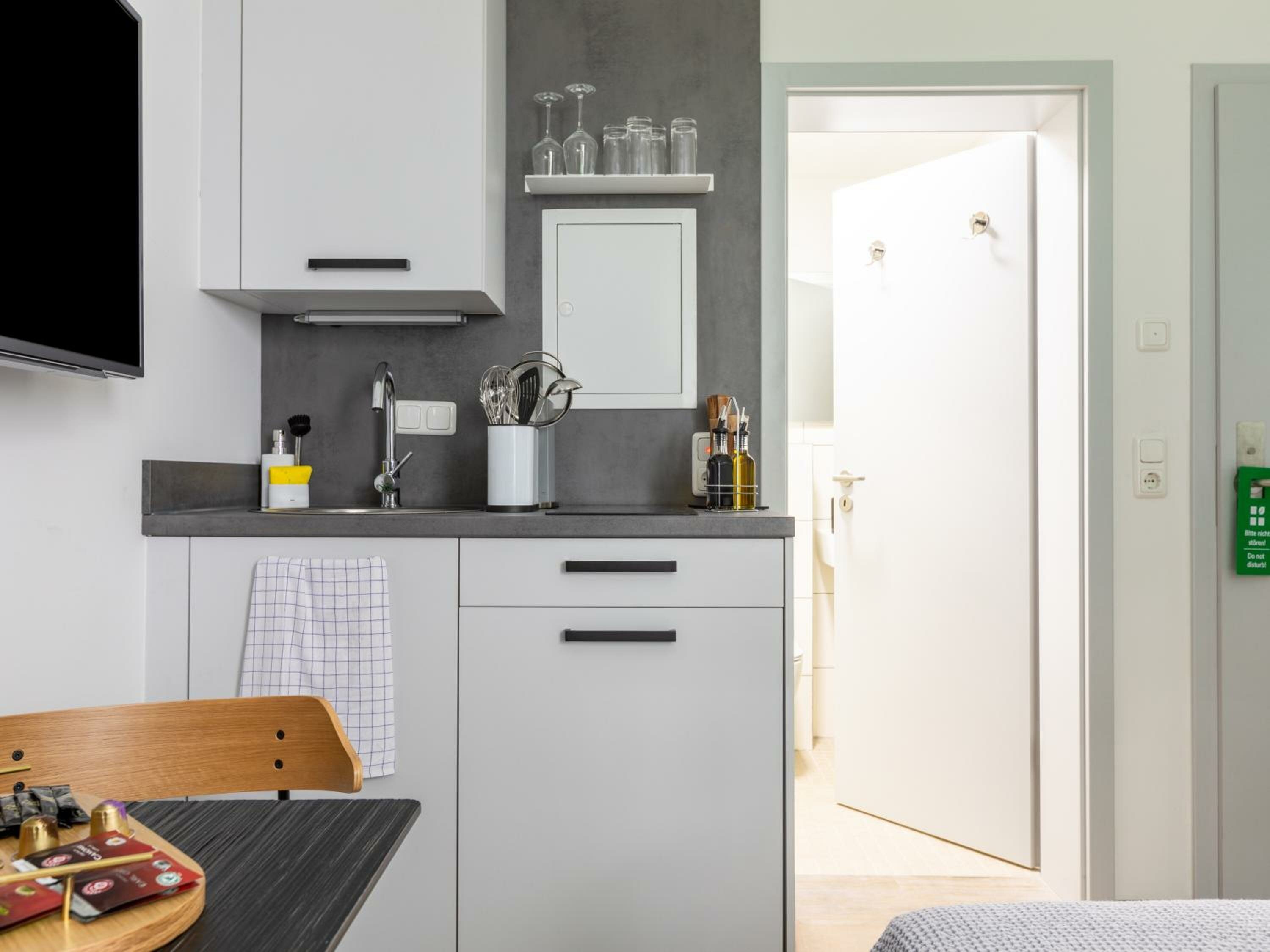 Single Suite S (Ground floor & Basement)