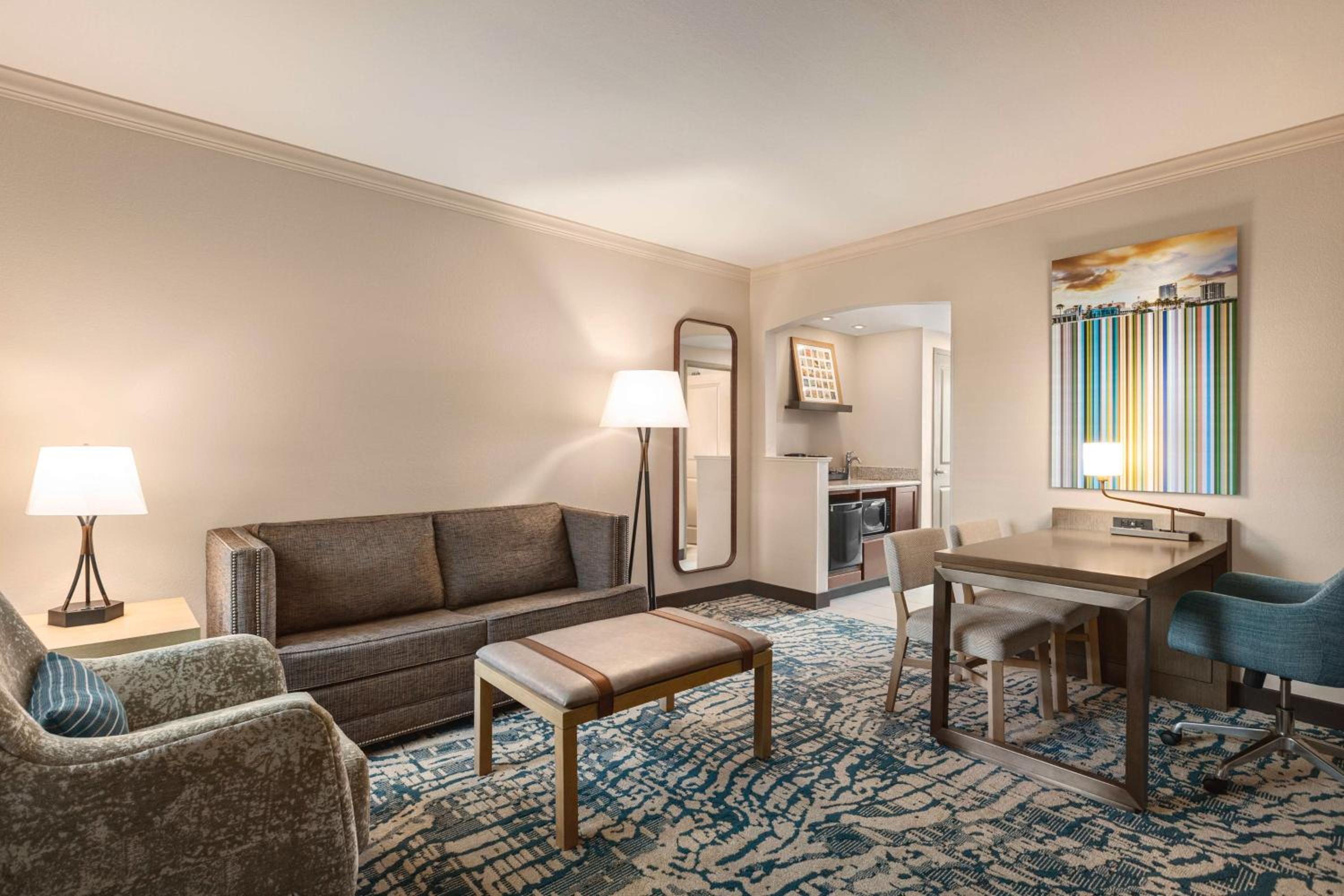 King Suite with City View