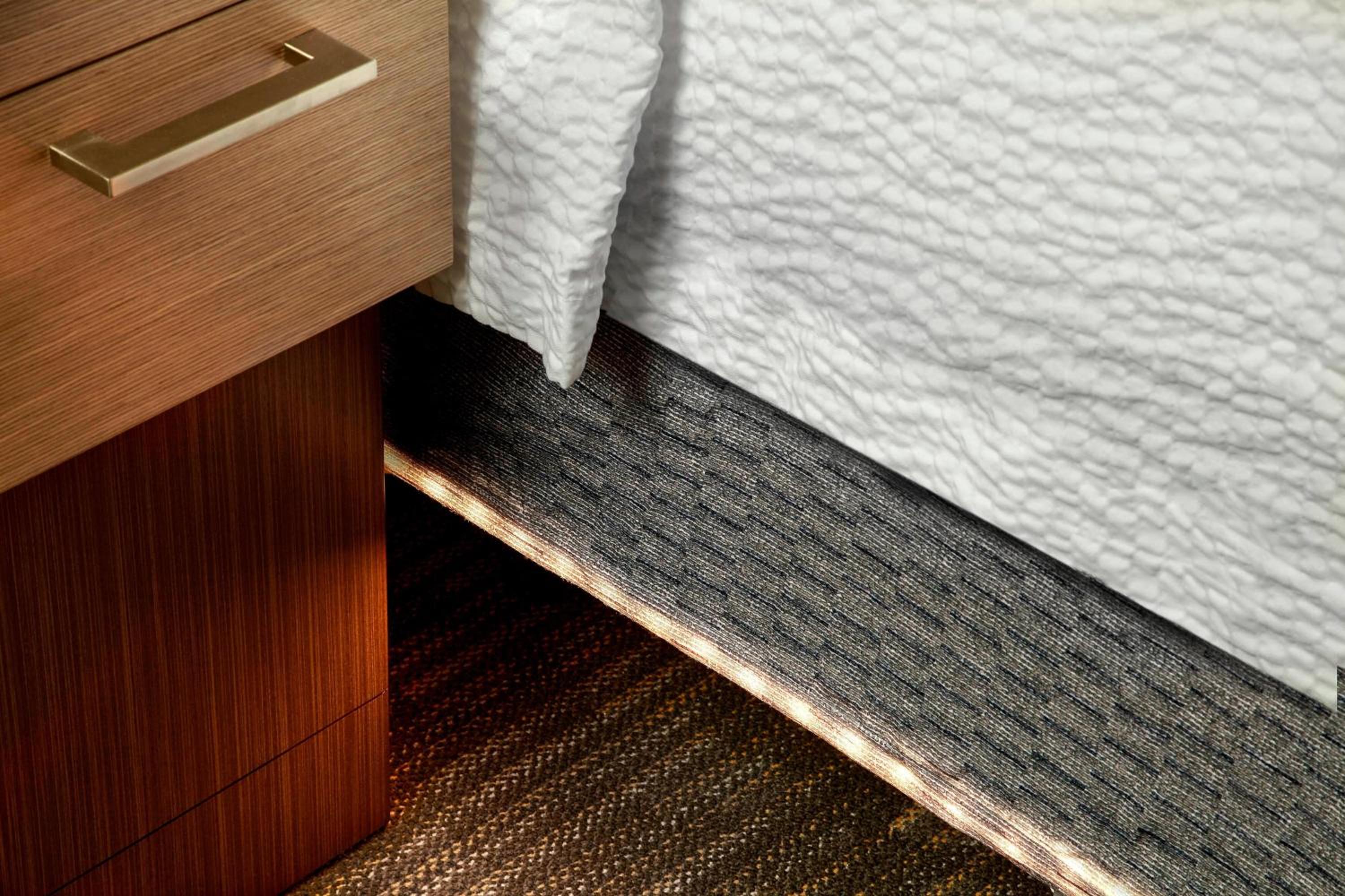 Stay Well Suite, Larger Suite, 1 King, Sofa bed