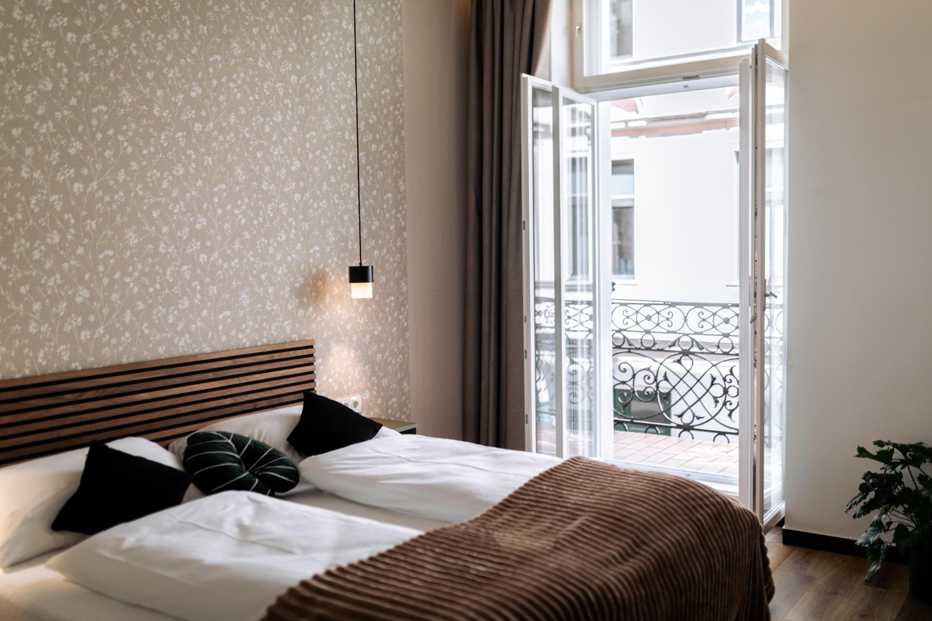 One-Bedroom Apartment accessible