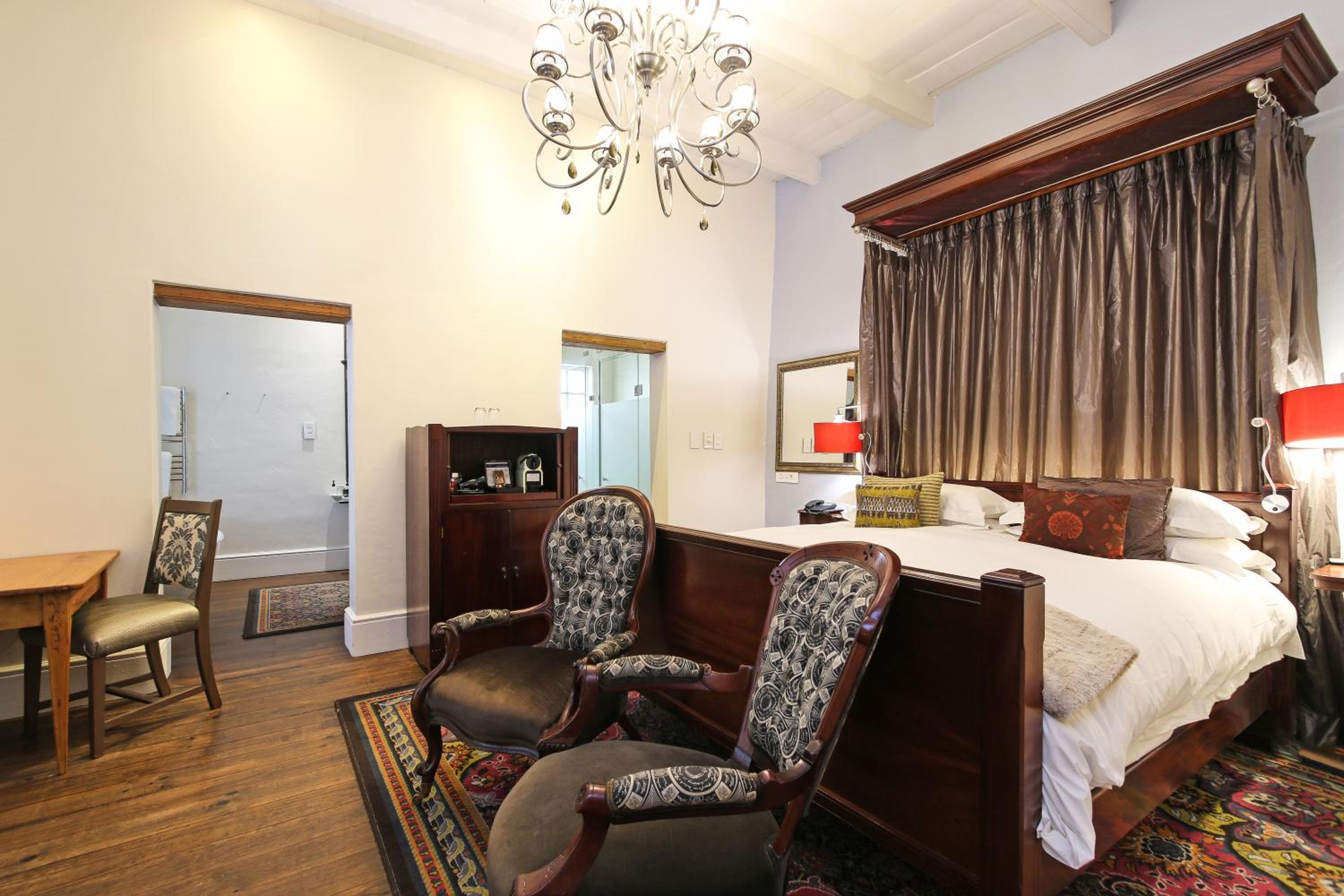 Deluxe Double Or Twin Room