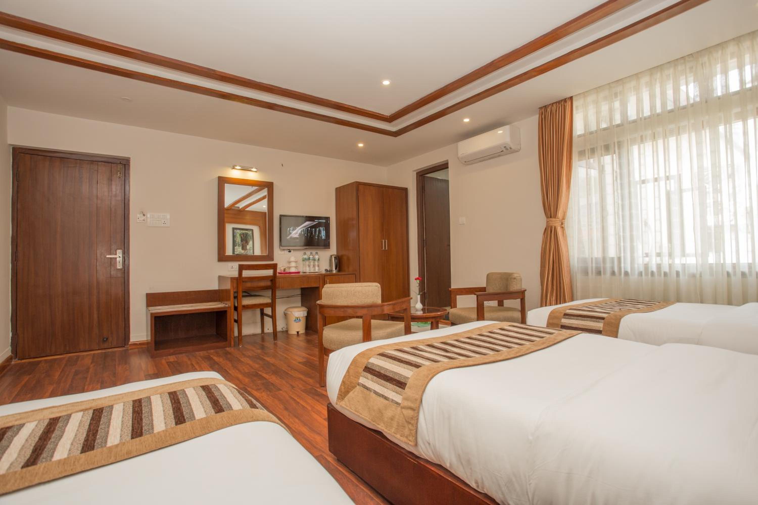 Deluxe Triple Room With Free Airport Pickup