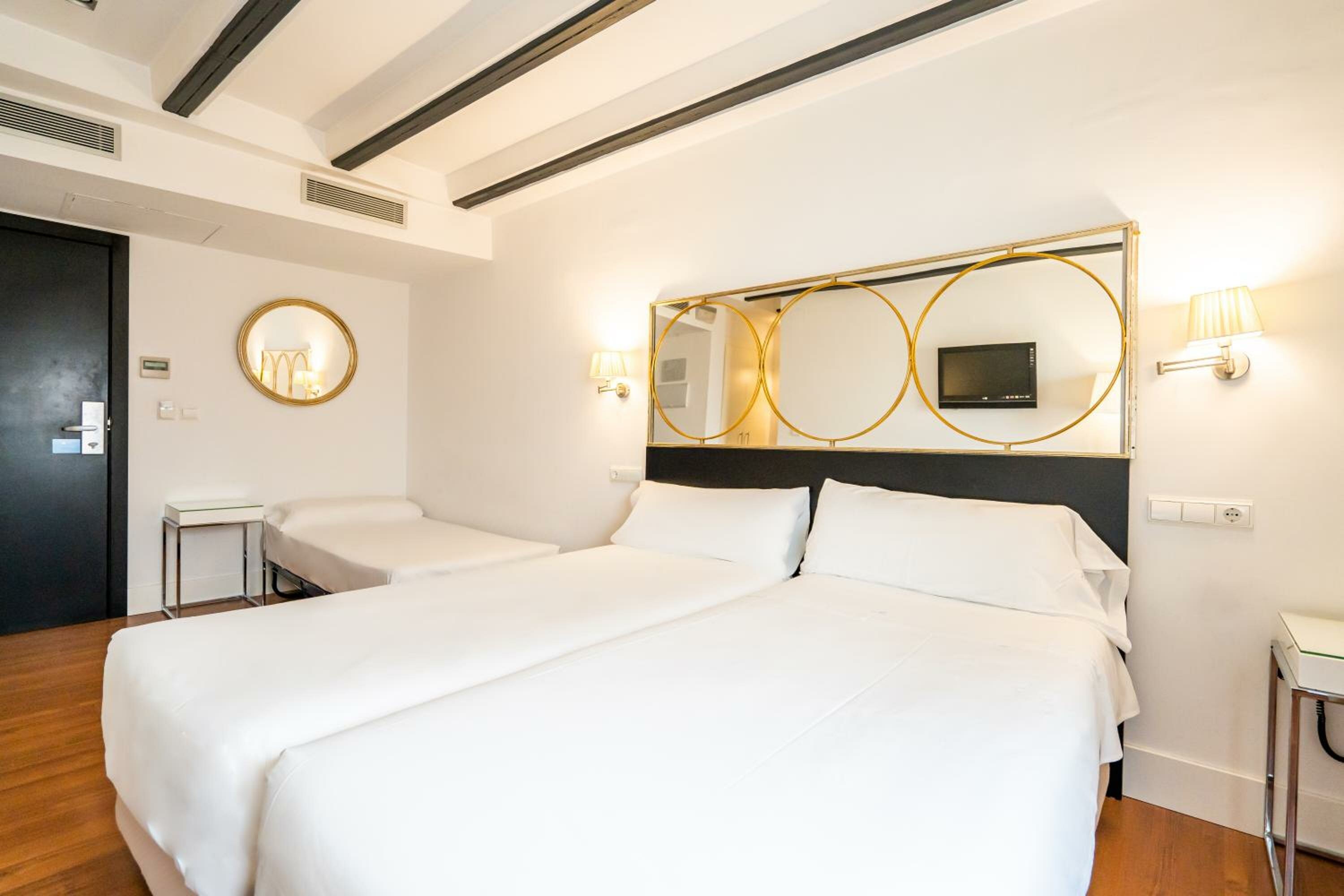 Twin Room with Extra Bed