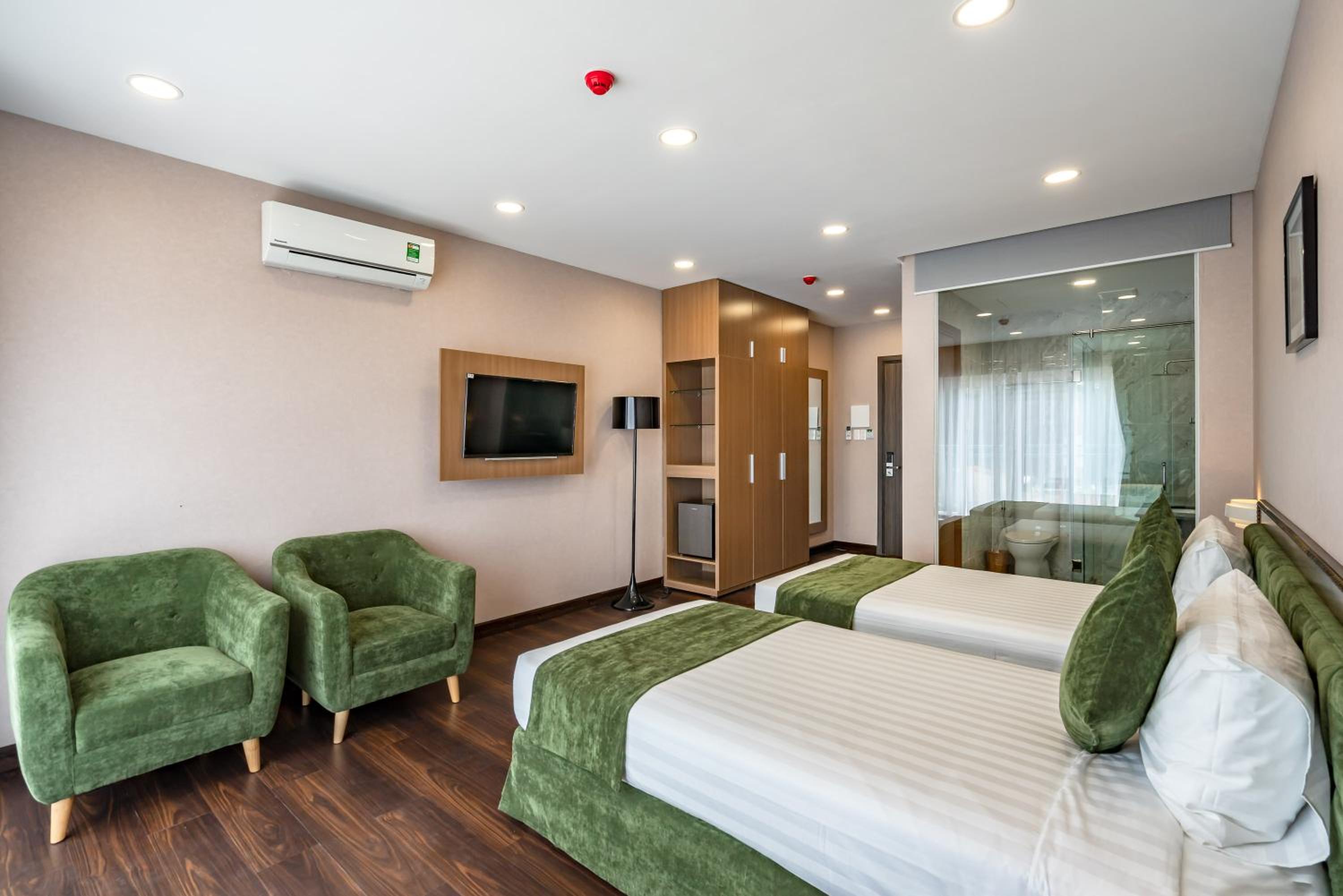 Deluxe Twin Room