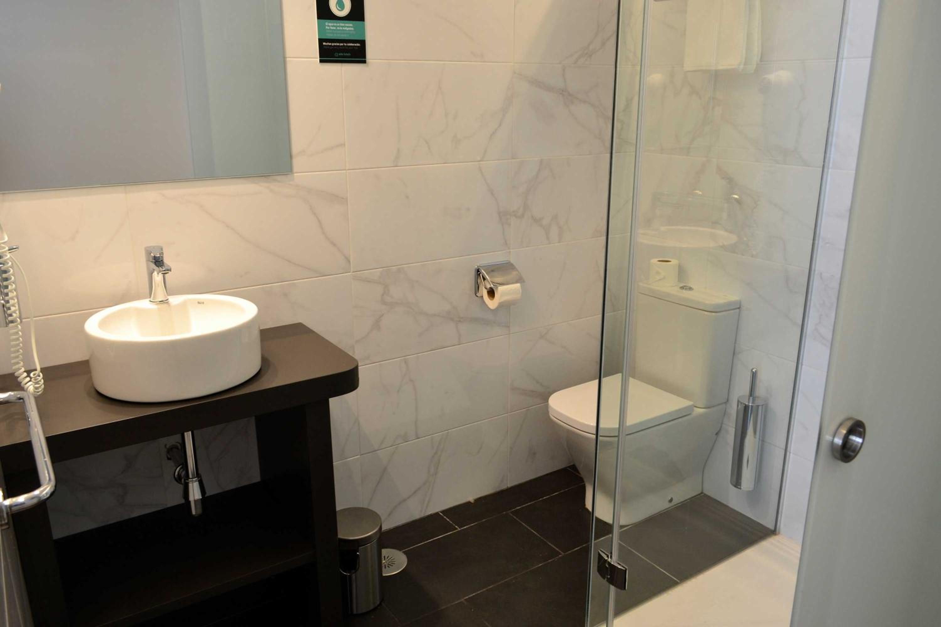 Economy Double or Twin Room