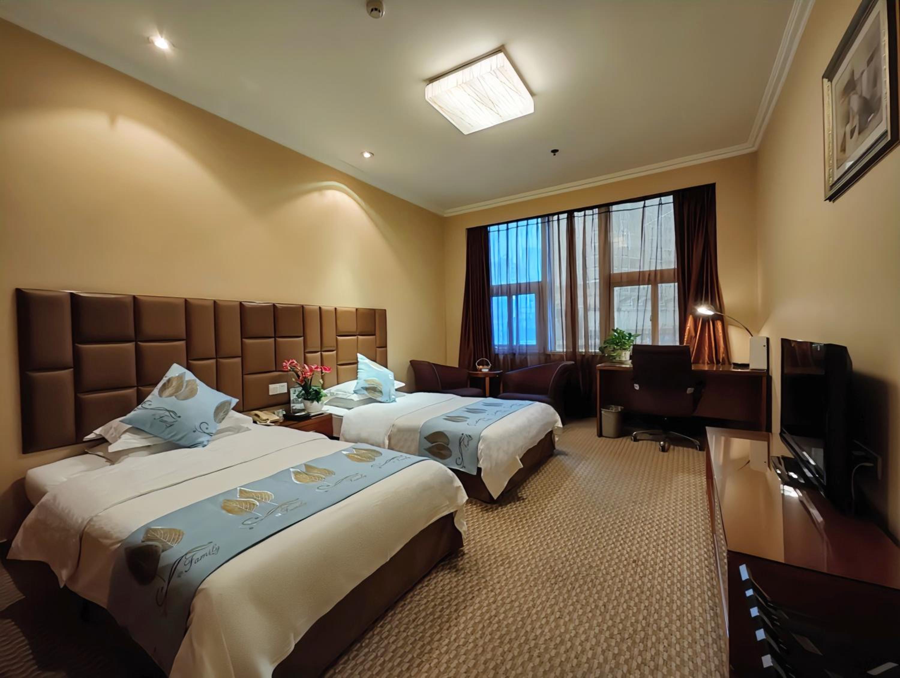 Deluxe Double or Twin Room