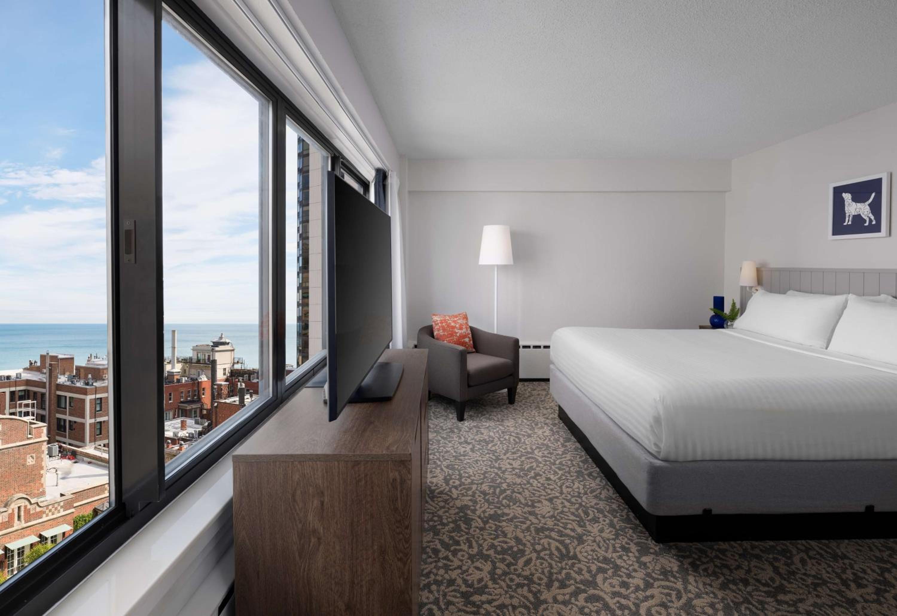 Two Bedroom Suite - King + Queen - Lake View