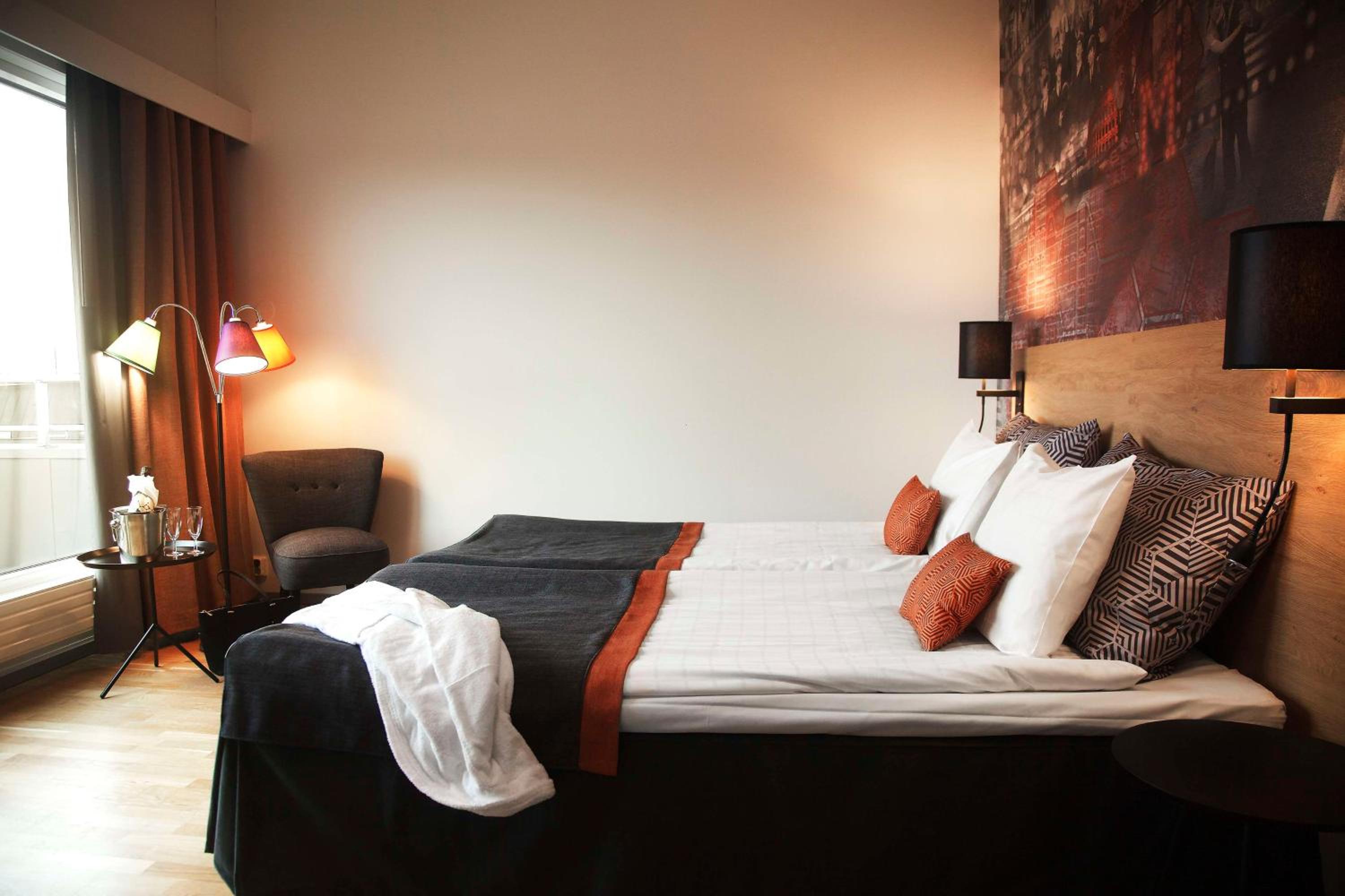 Superior King Room