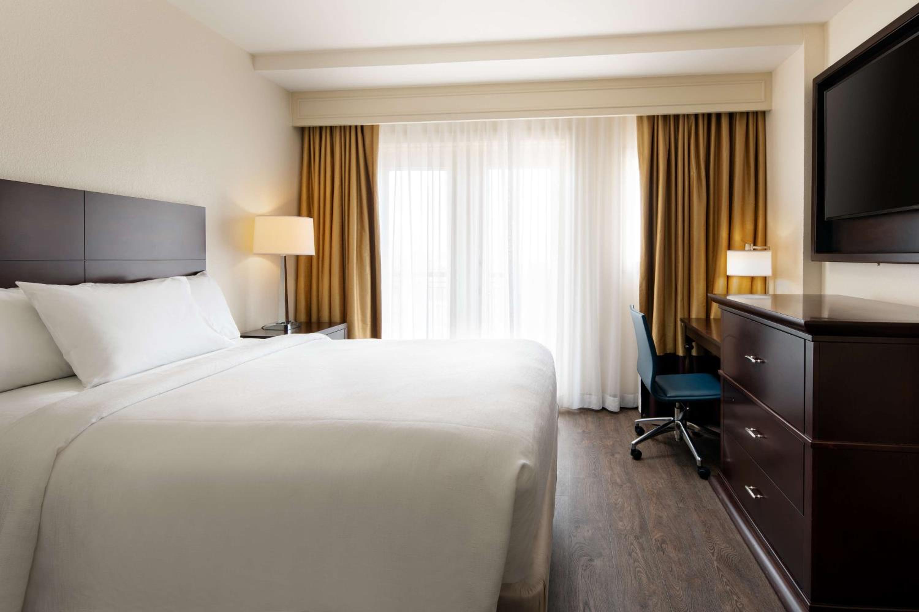Double Room - Non-Smoking 