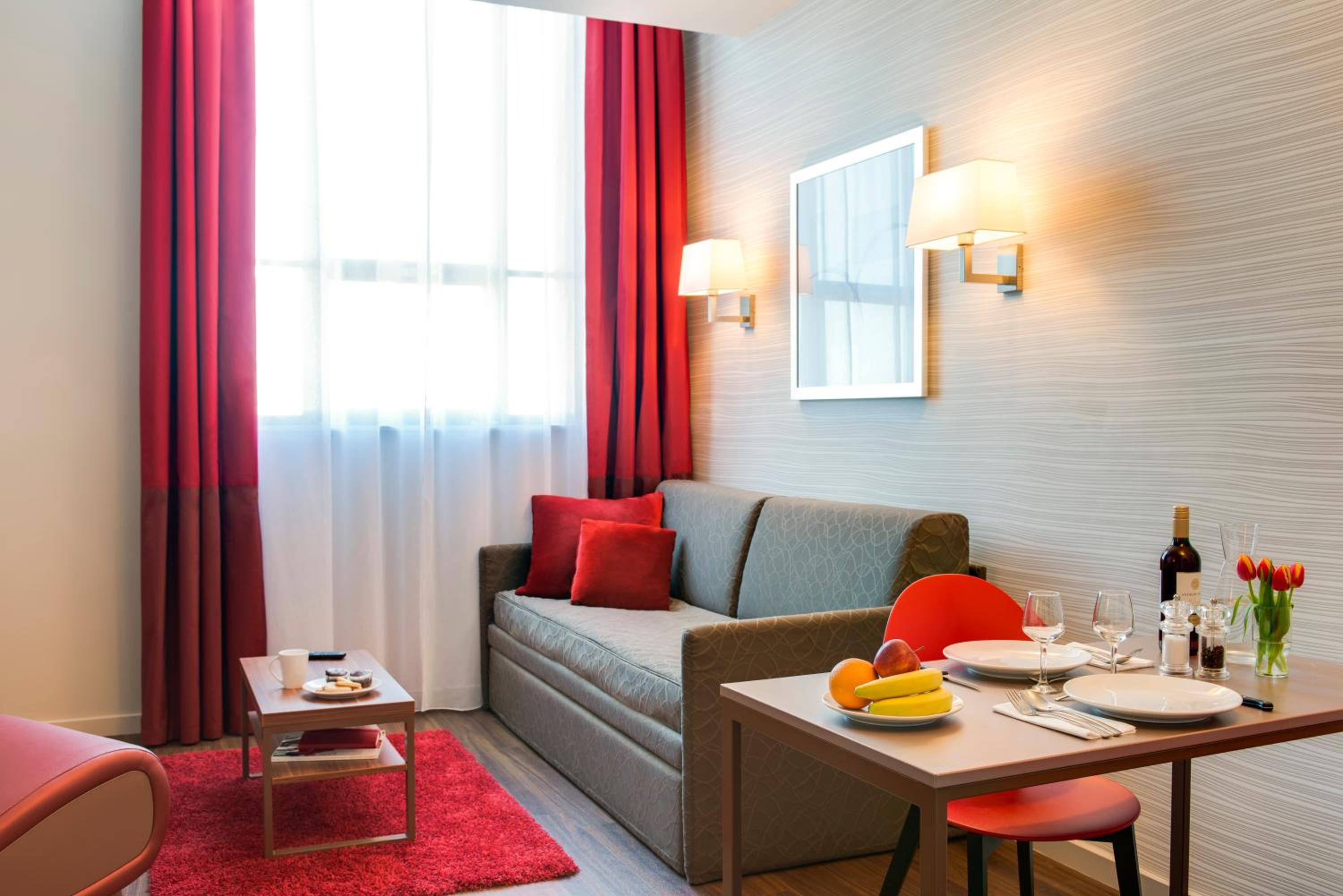 One-Bedroom Apartment (4 Adults)