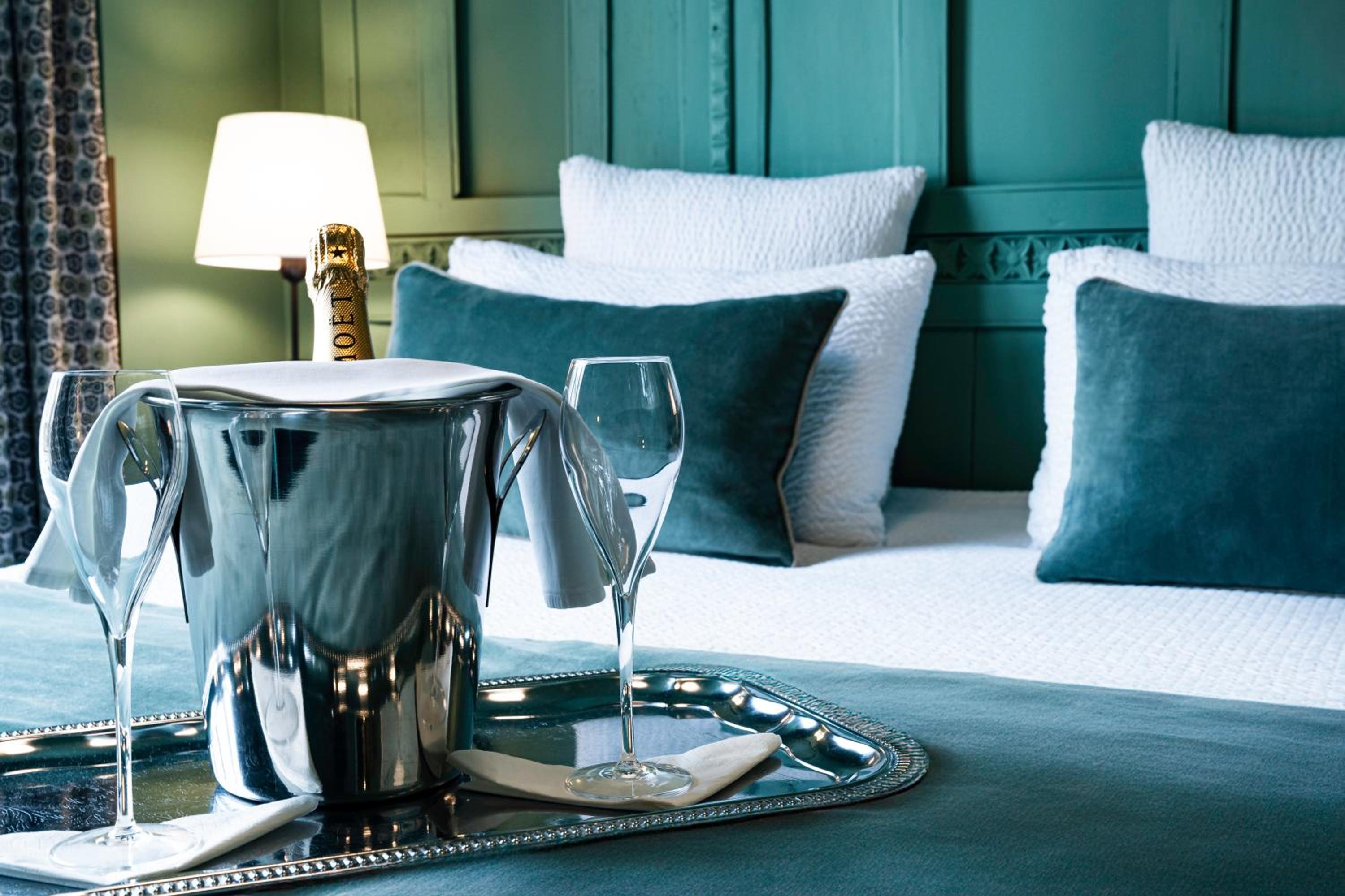 Chambre Double vue Tour Eiffel