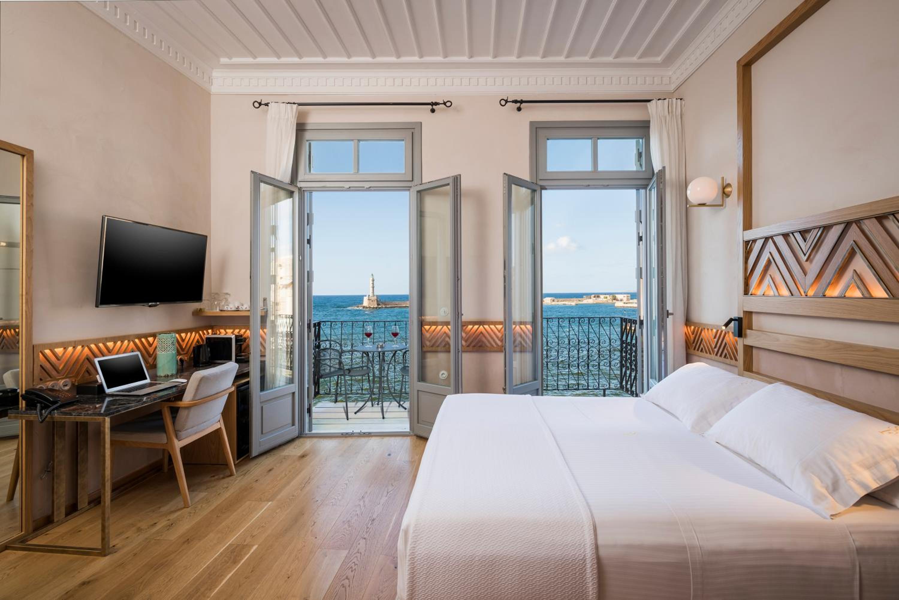 Deluxe Double Sea view Room with Balcony.