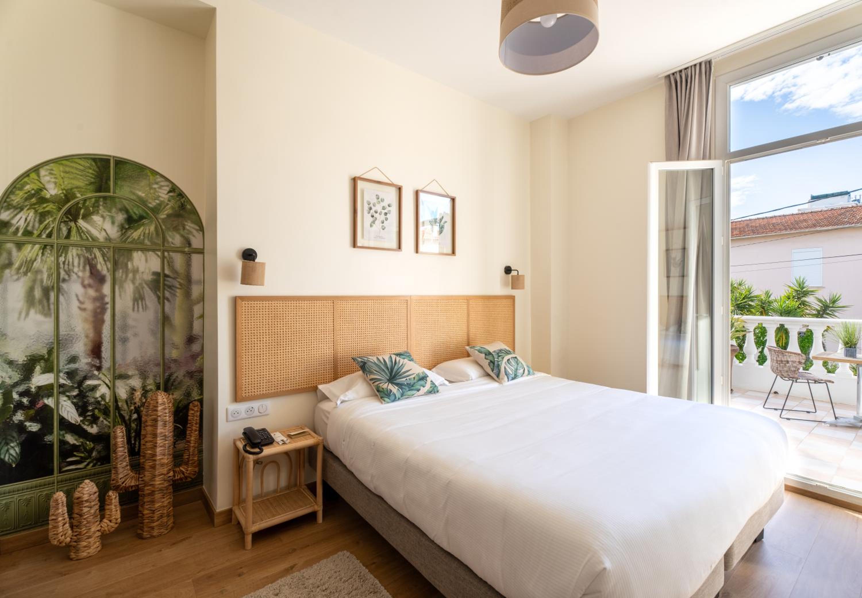 Exclusive Room - Pool View