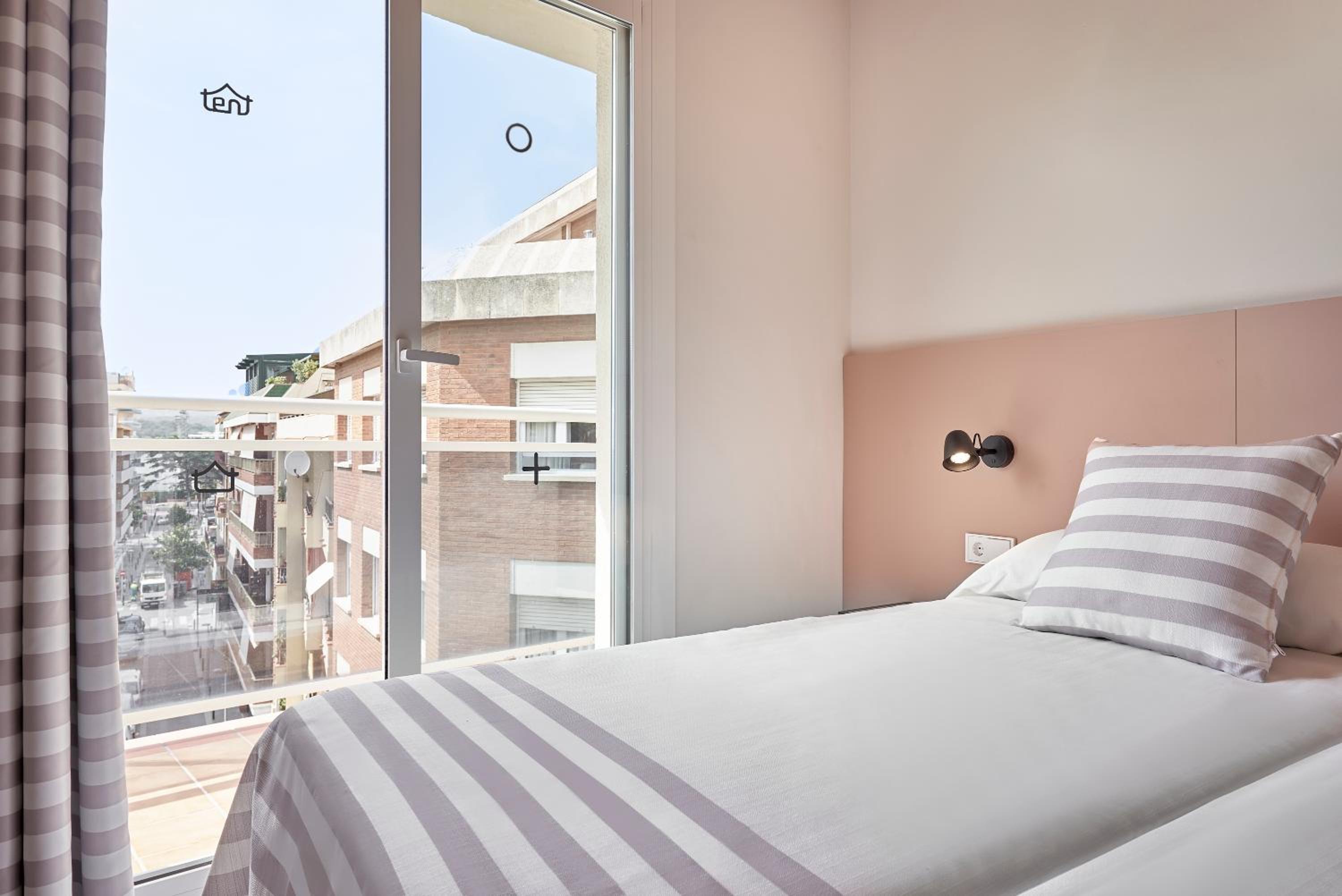 Double Room - Bed & Unlimited Brunch