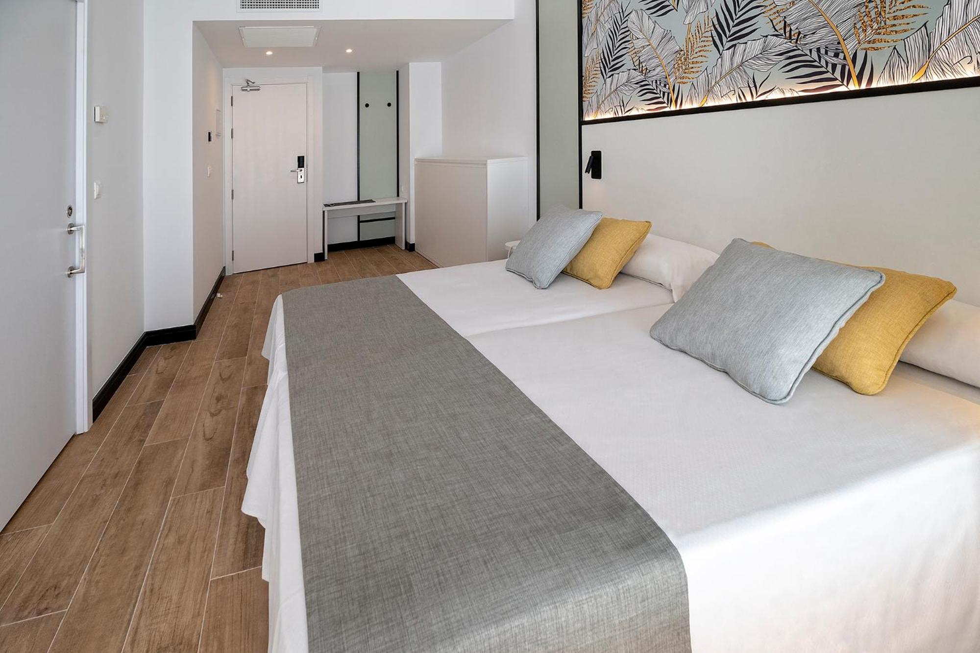 Superior Family Room