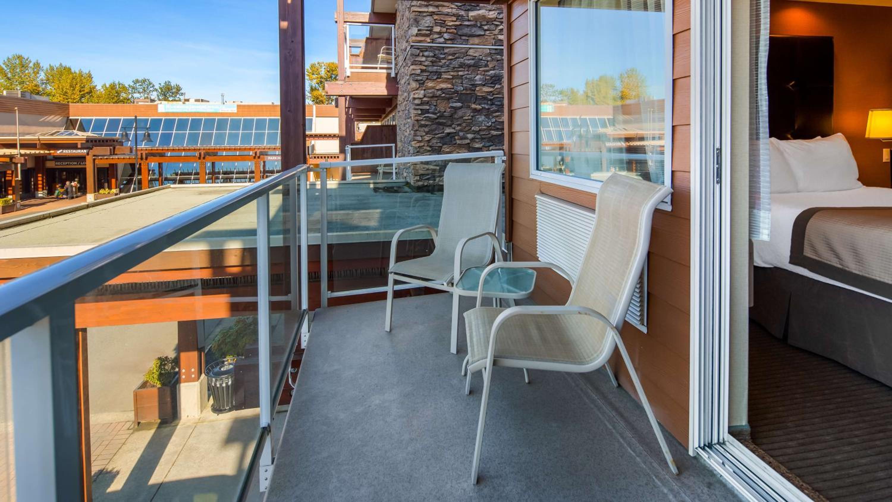 Two Queen Beds with Balcony, Walk In Shower