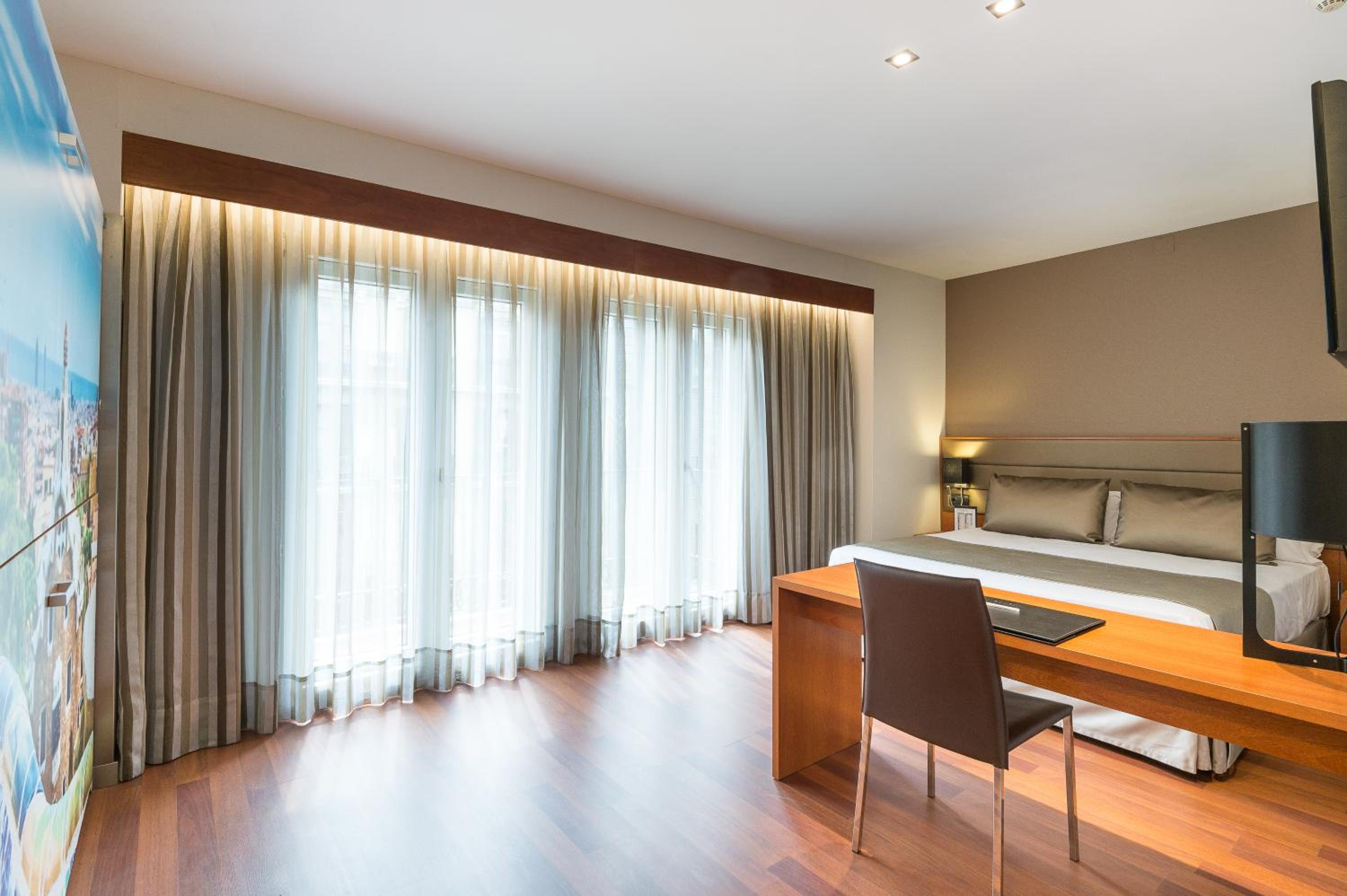 Family Premium Room (2 Adults + 2 Children)