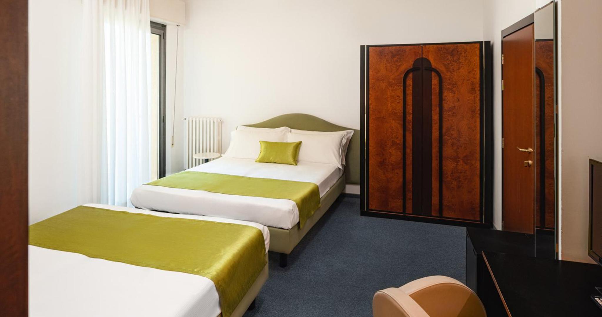 Quadruple Room with Sea View