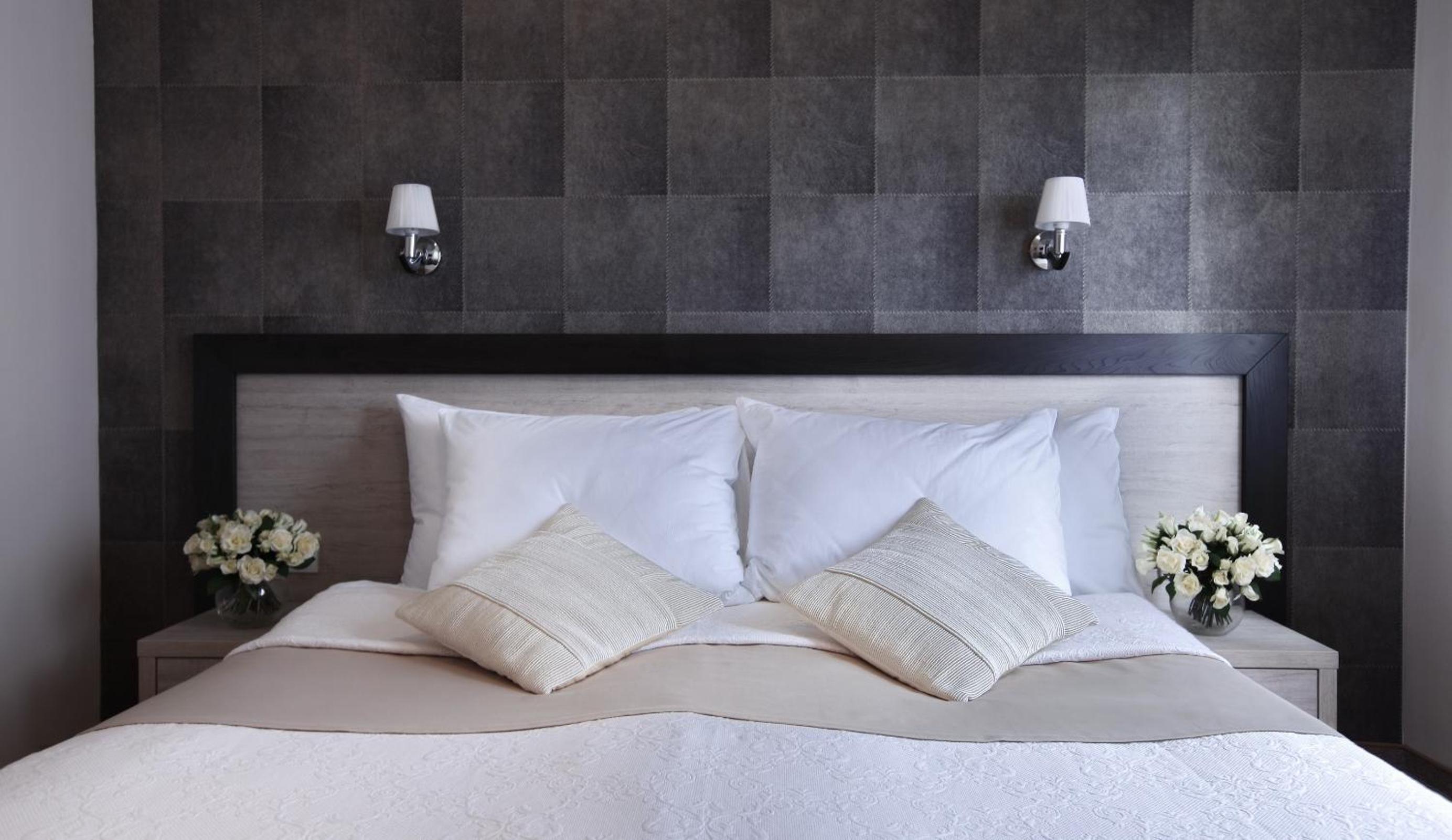 Double or Twin Room with Parking