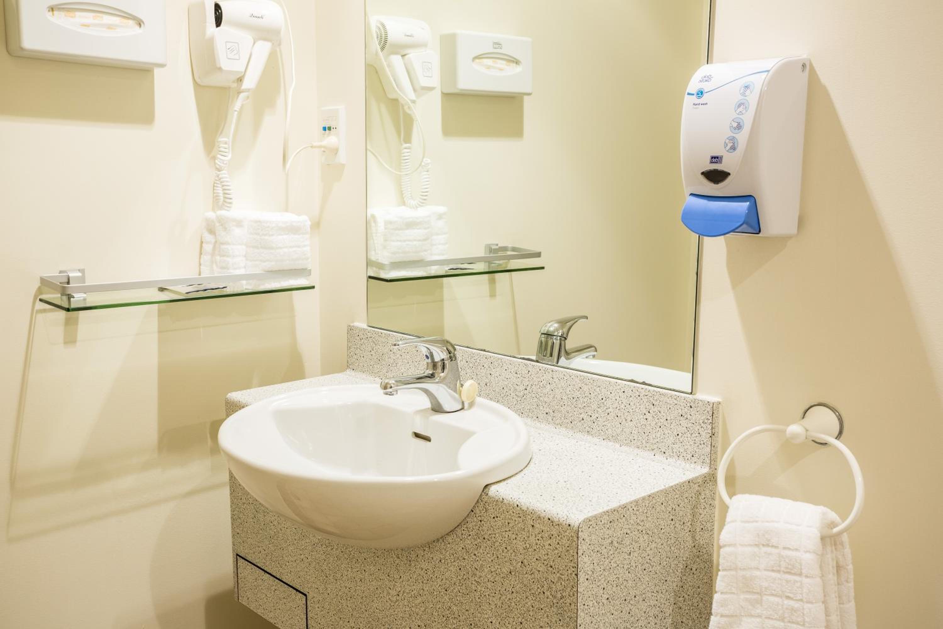 Standard Studio King