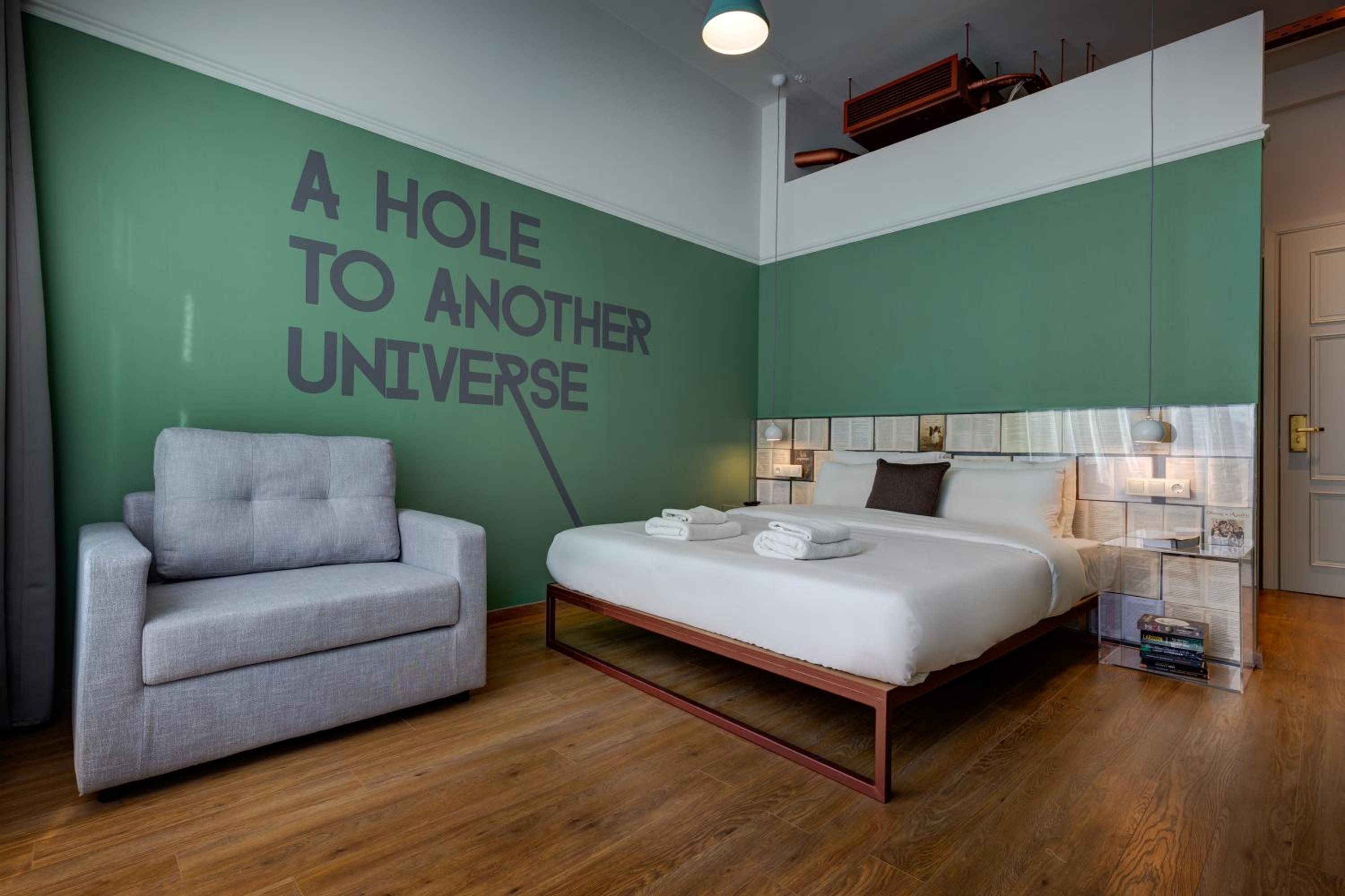 Large Partial Sea View Room 