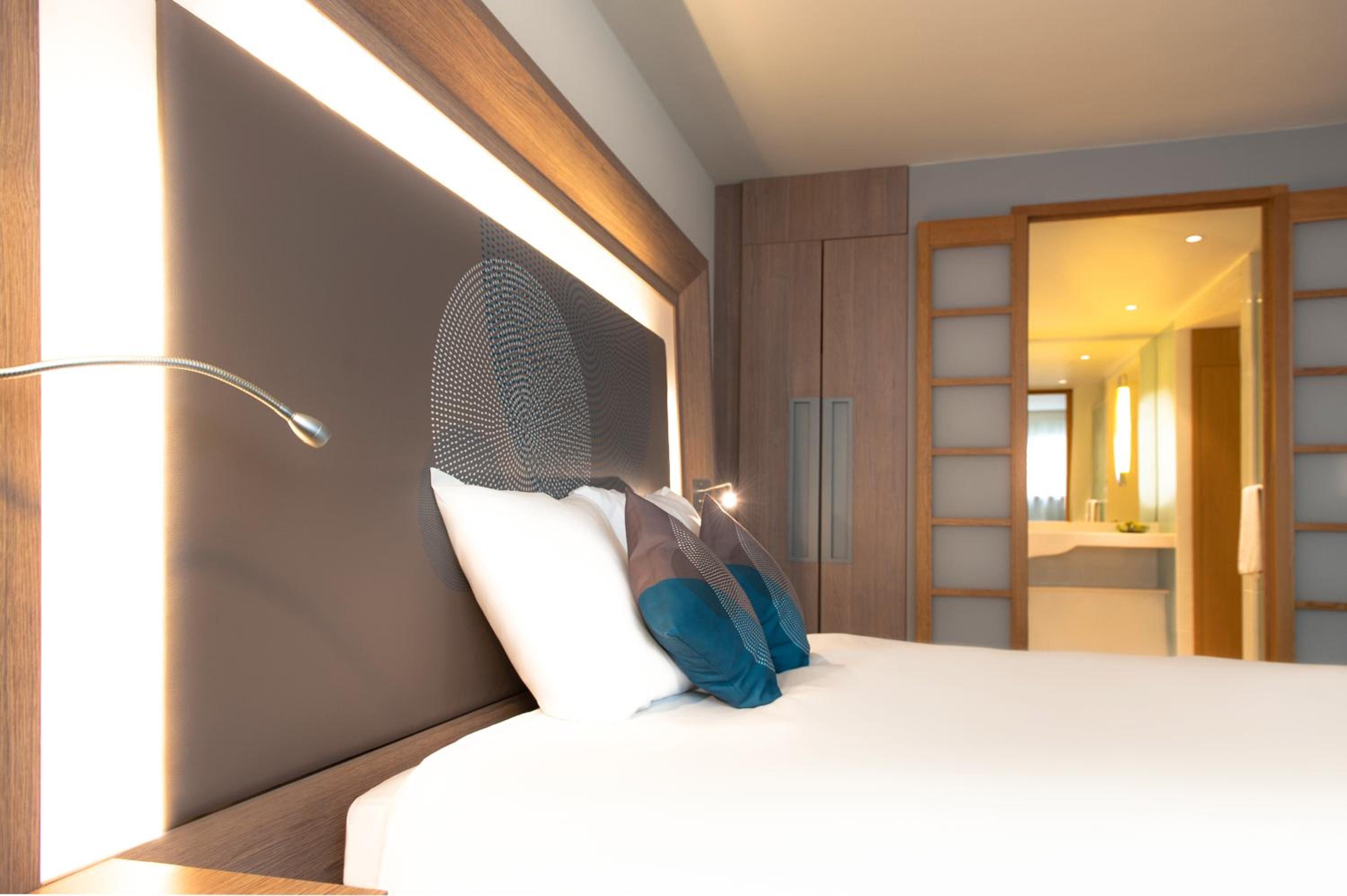 Superior Room with One Double Bed + 1 Sofa Bed