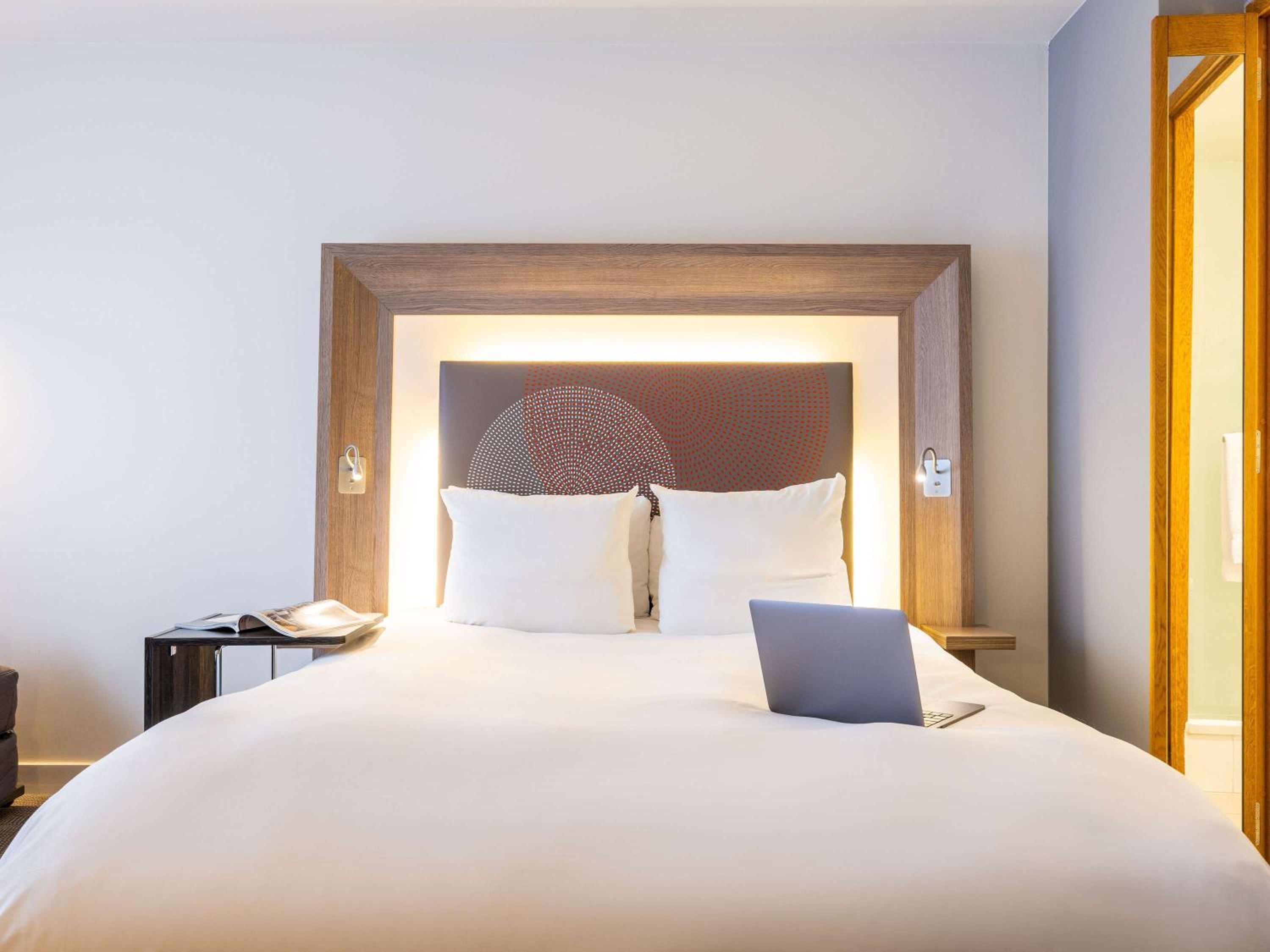 Superior Room with One Double Bed + 1 Sofa Bed