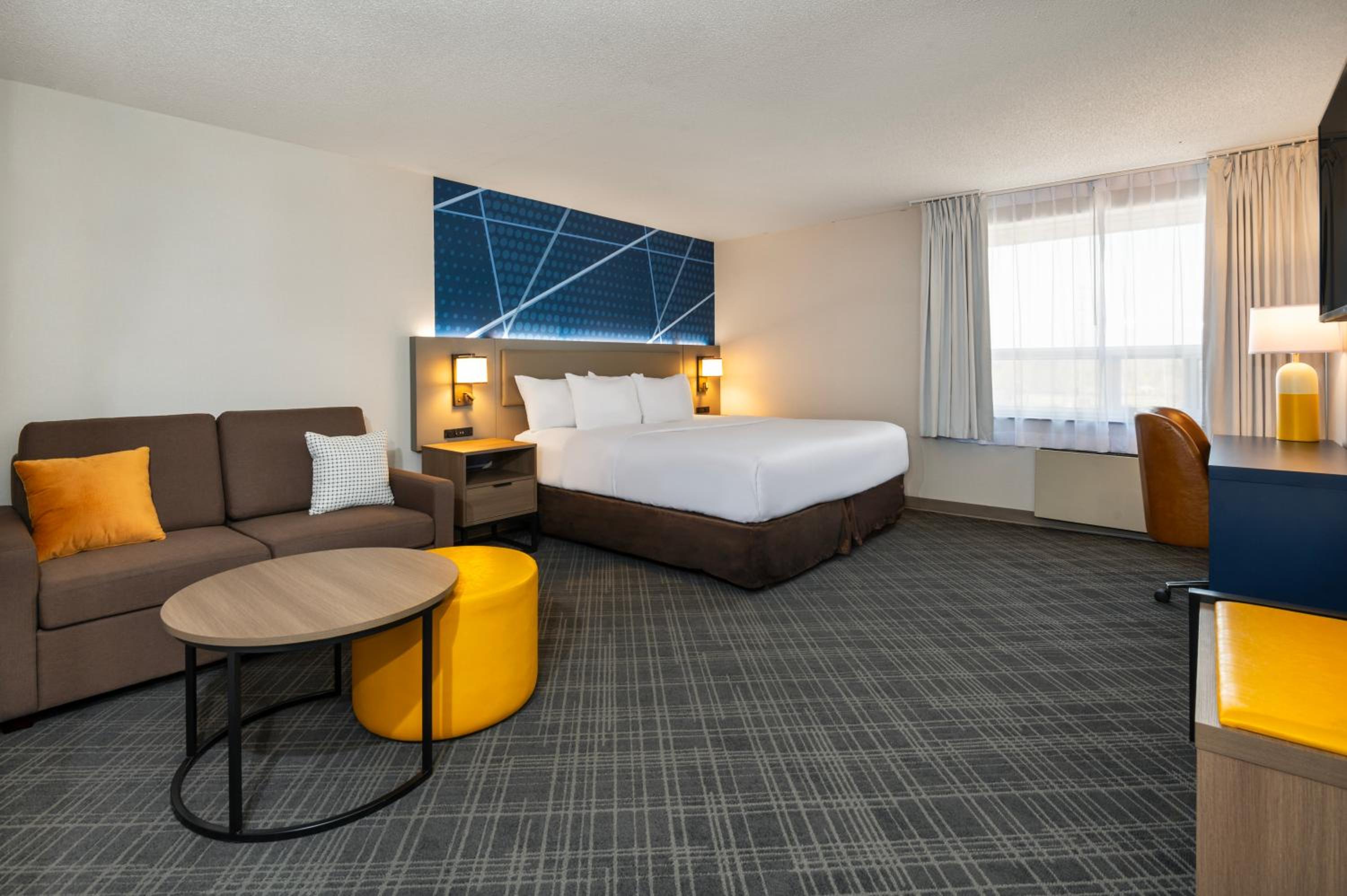 King Suite with Sofa Bed - Non-Smoking