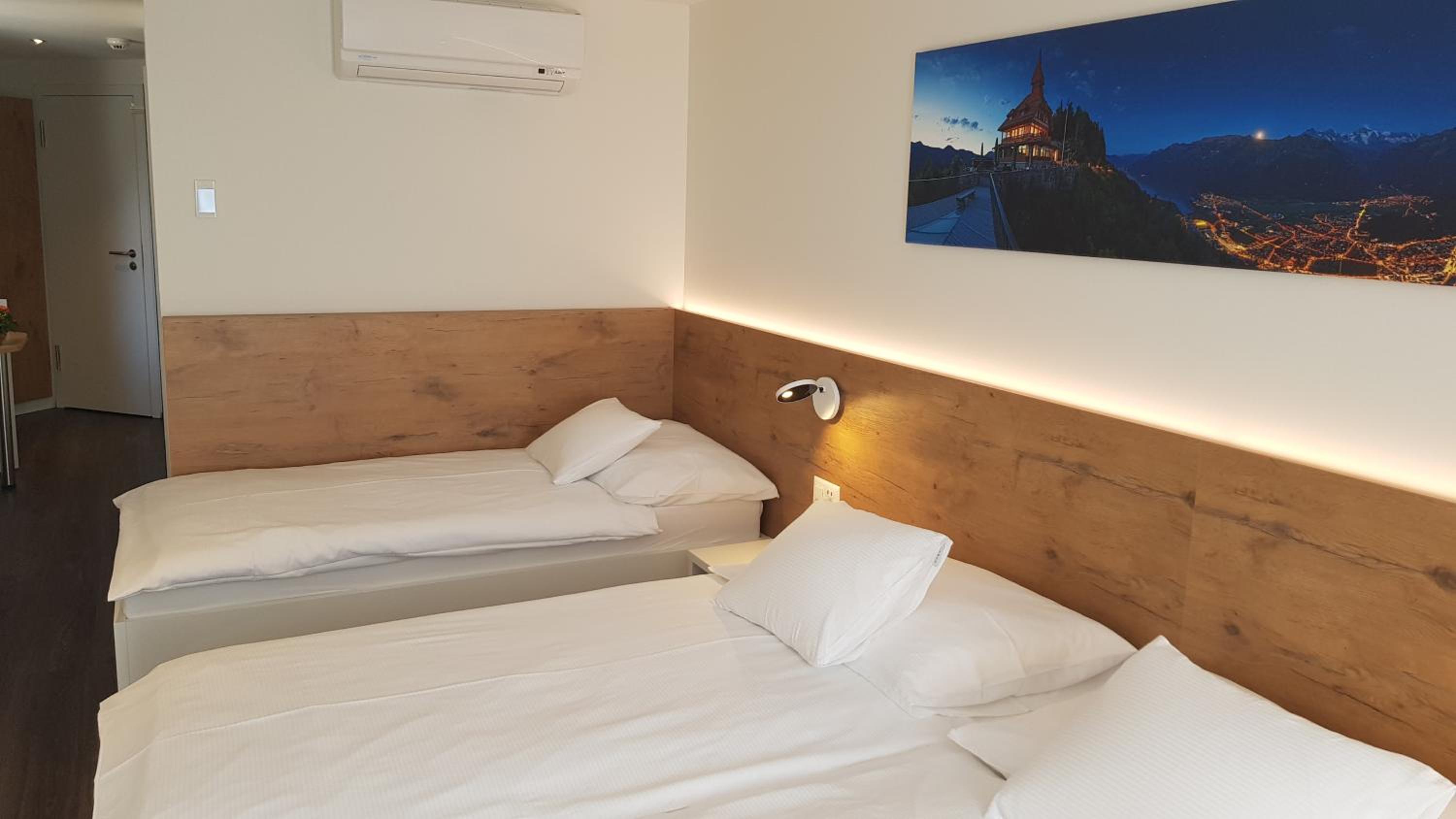 Superior Triple Room with Air Conditioning