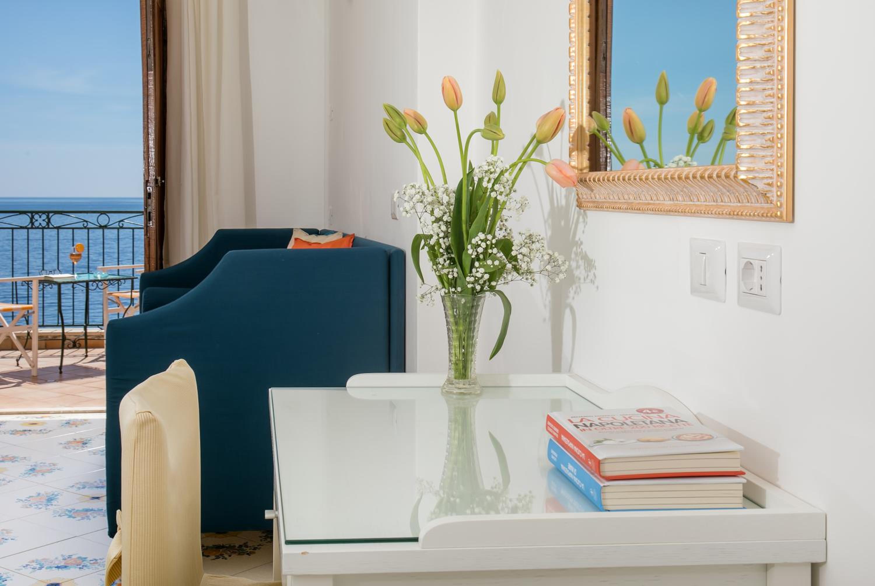 Triple Room with Terrace