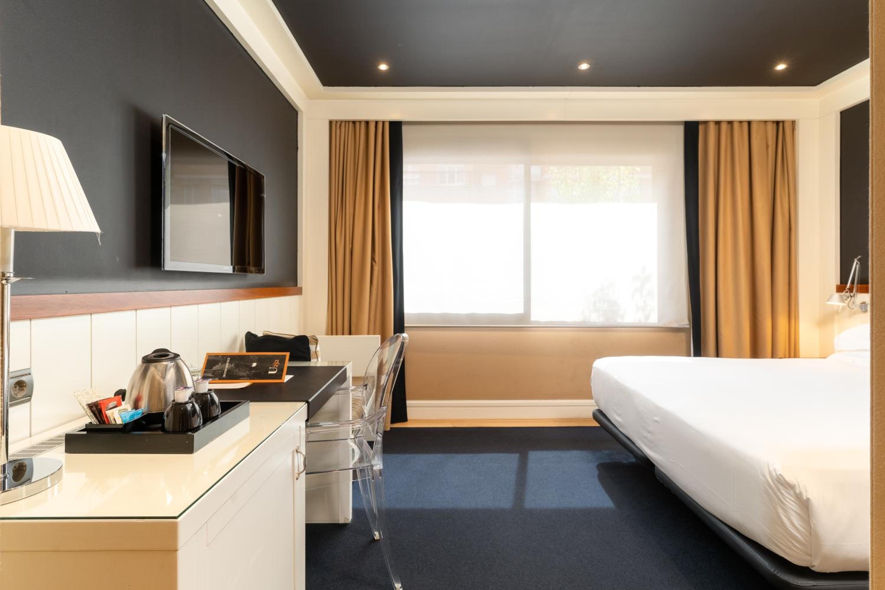 Interior Economy Double or Twin Room